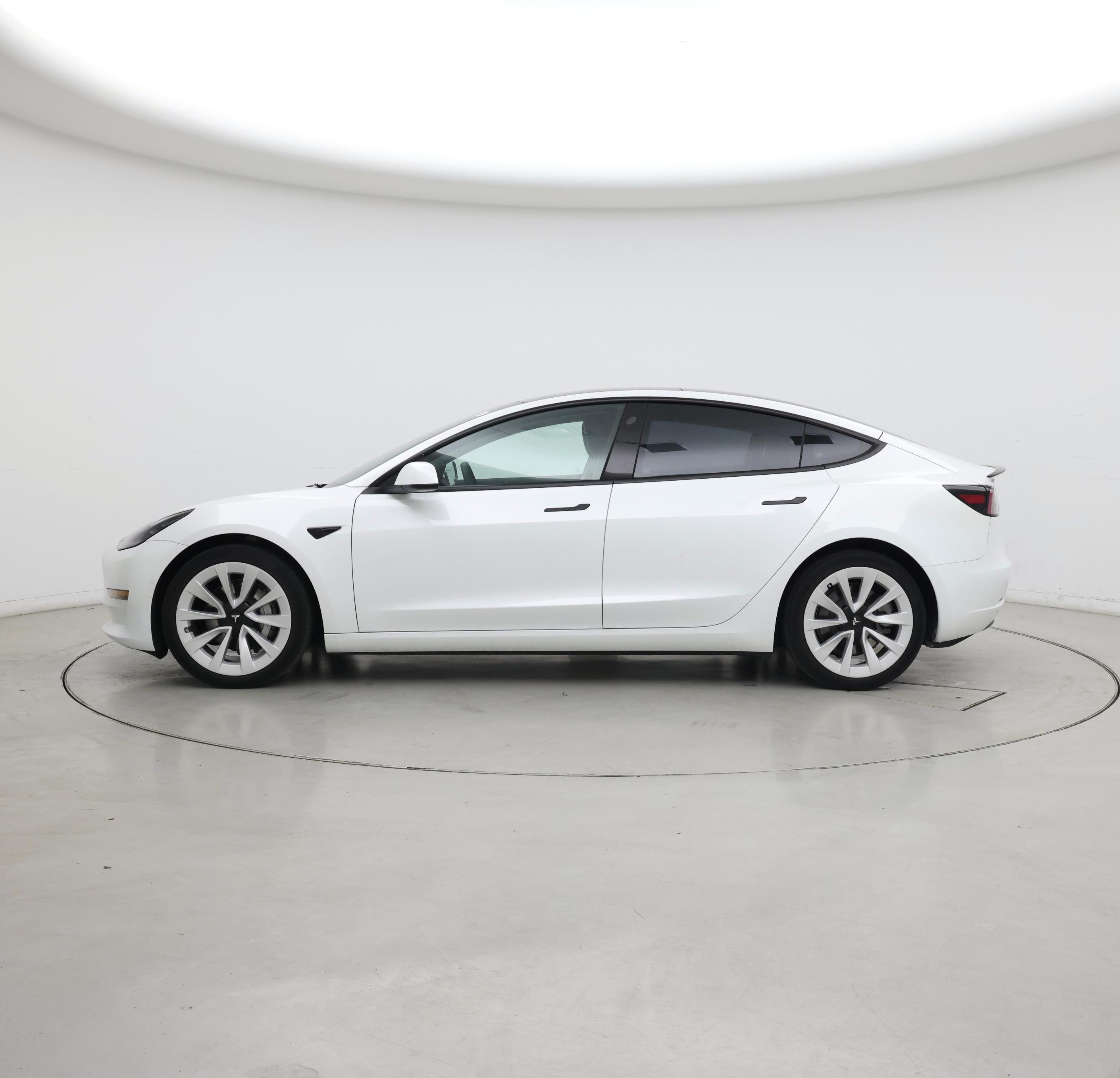 Thumbnail: 2022 Tesla Model 3 - 3