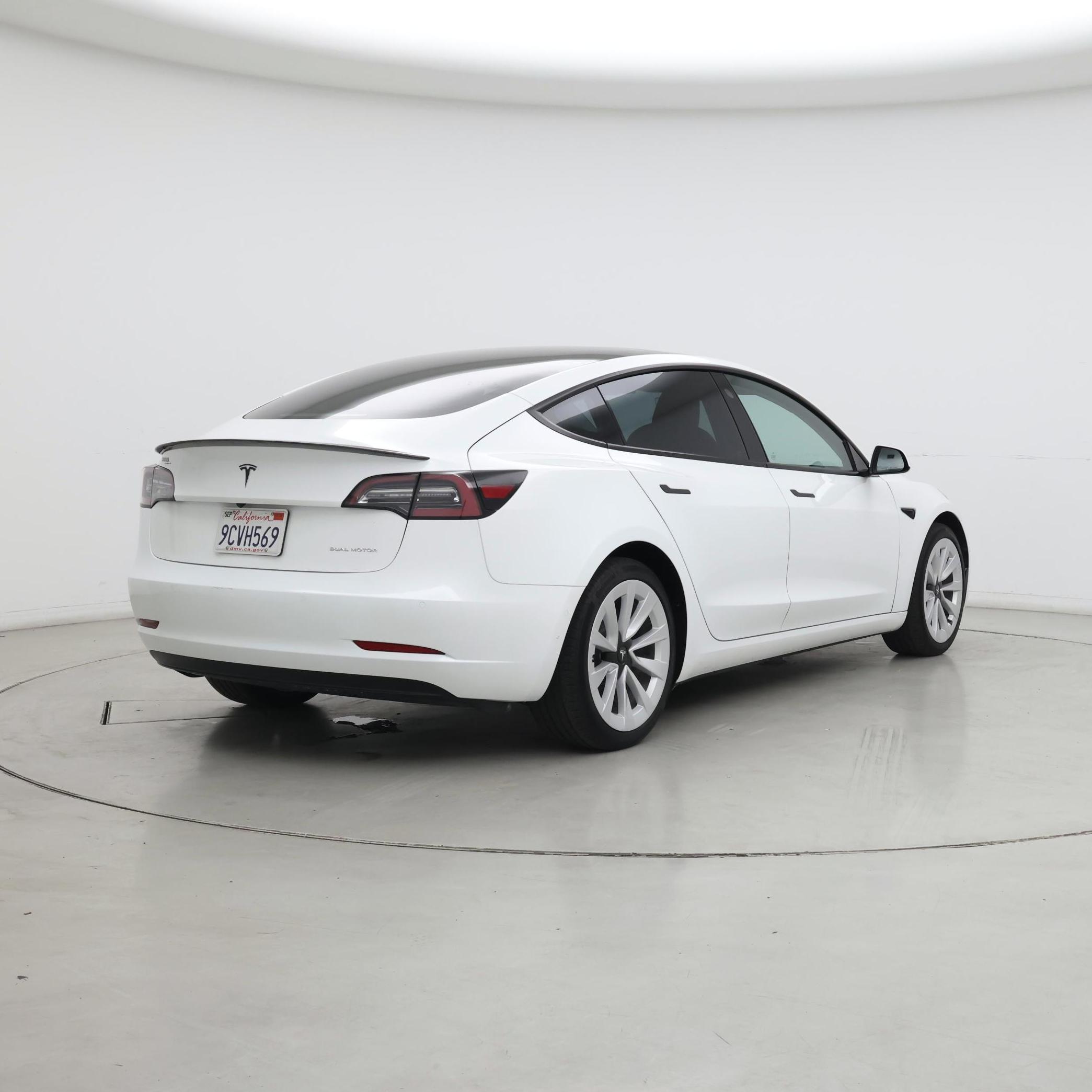 Thumbnail: 2022 Tesla Model 3 - 8