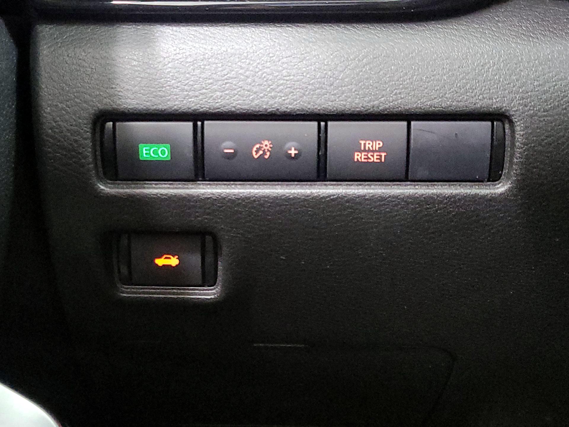 Thumbnail: 2023 Nissan Sentra - 13