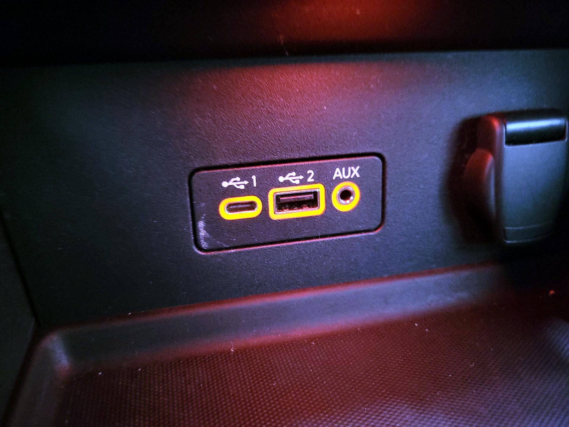 Thumbnail: 2023 Nissan Sentra - 18