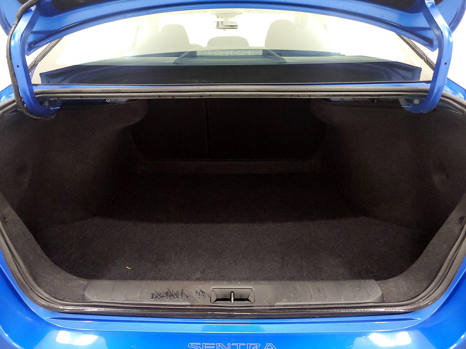 Thumbnail: 2023 Nissan Sentra - 20