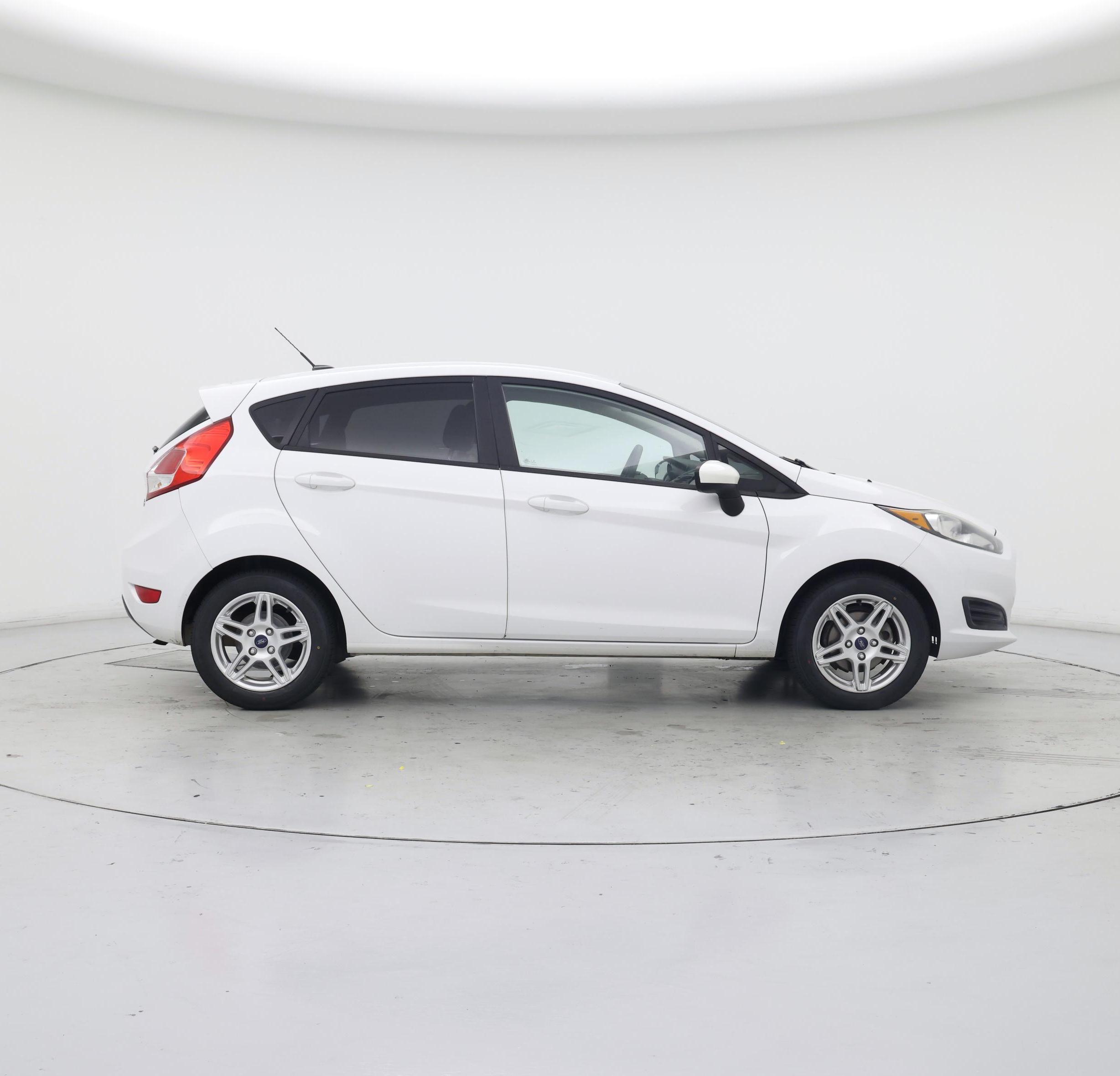 Thumbnail: 2017 Ford Fiesta - 7