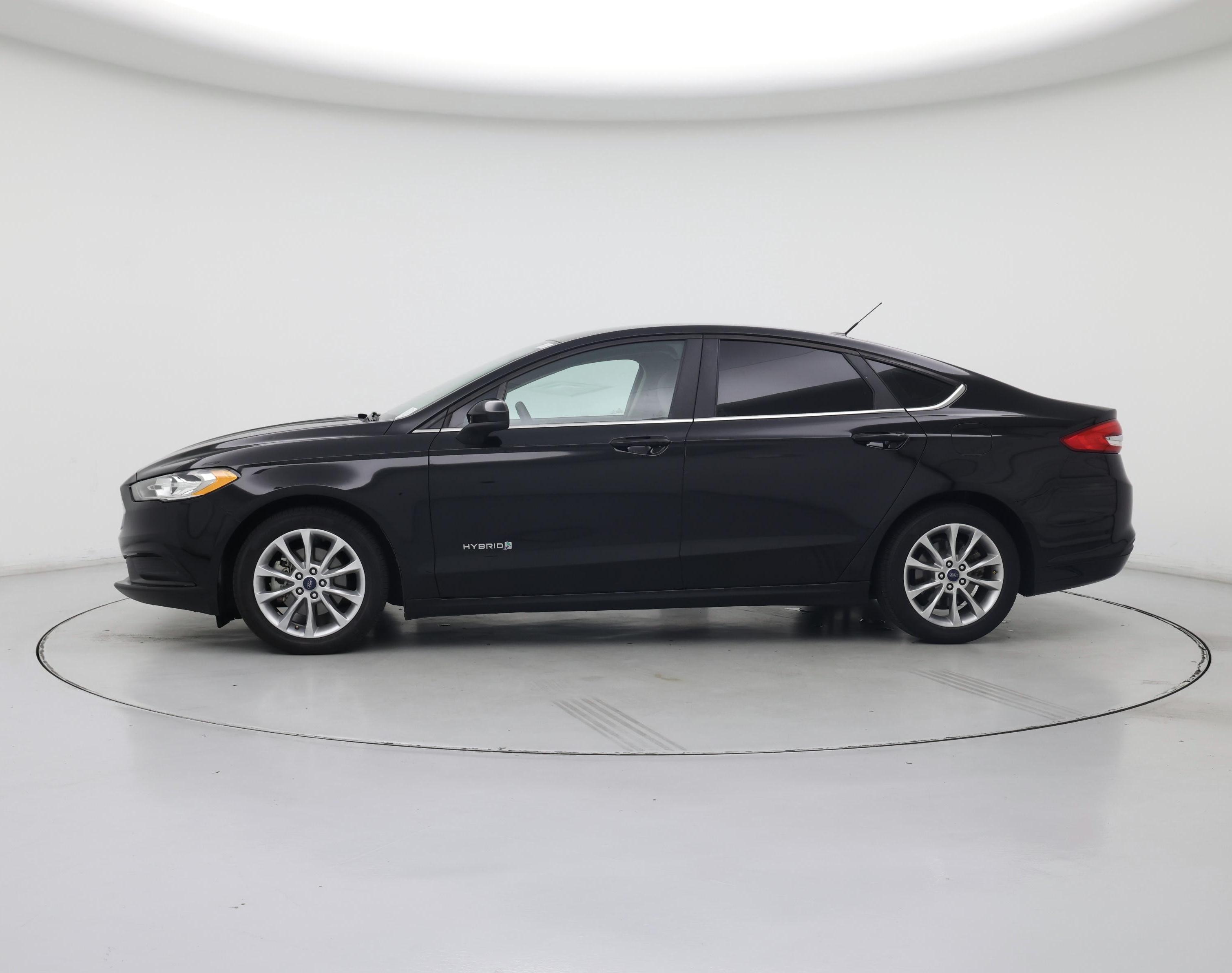 Thumbnail: 2017 Ford Fusion - 3