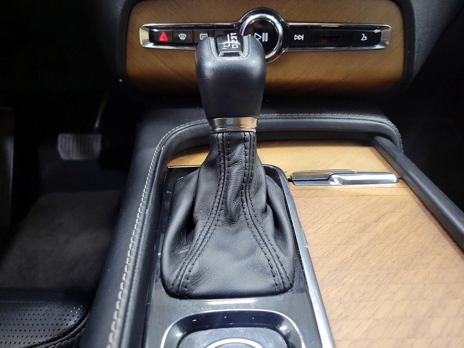Thumbnail: 2020 Volvo XC90 - 18