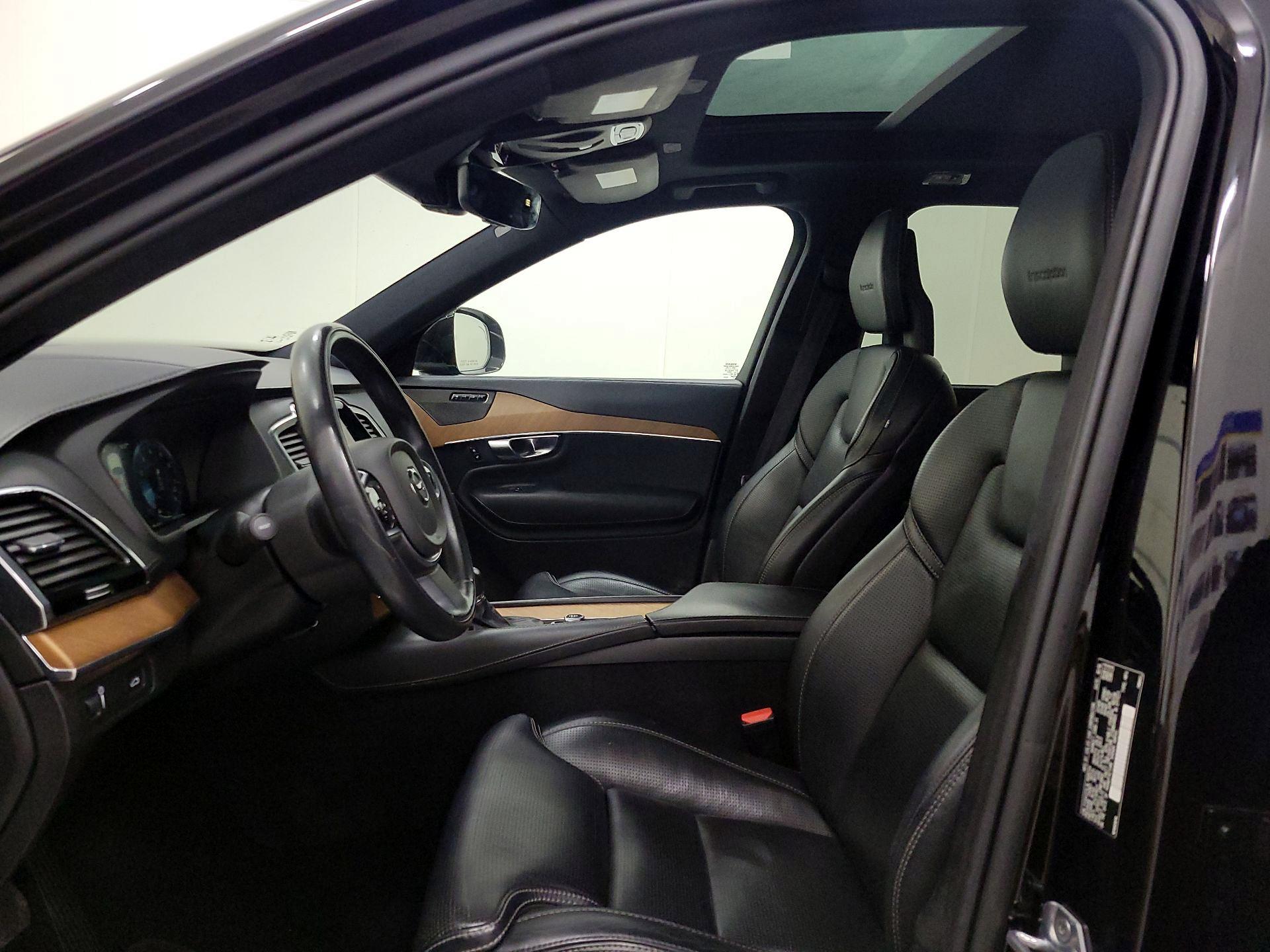 Thumbnail: 2020 Volvo XC90 - 20