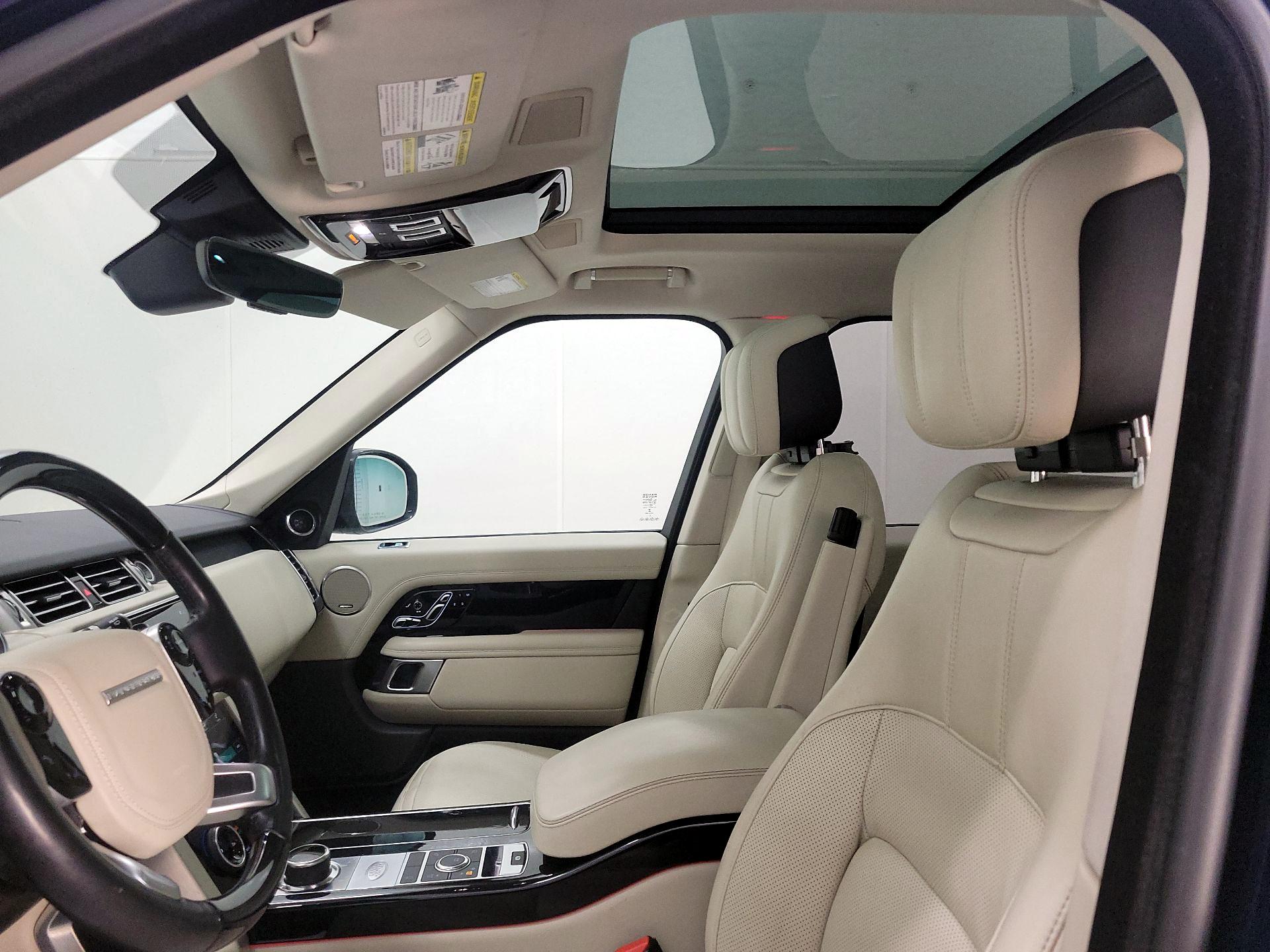 Thumbnail: 2021 Land Rover Range Rover - 19