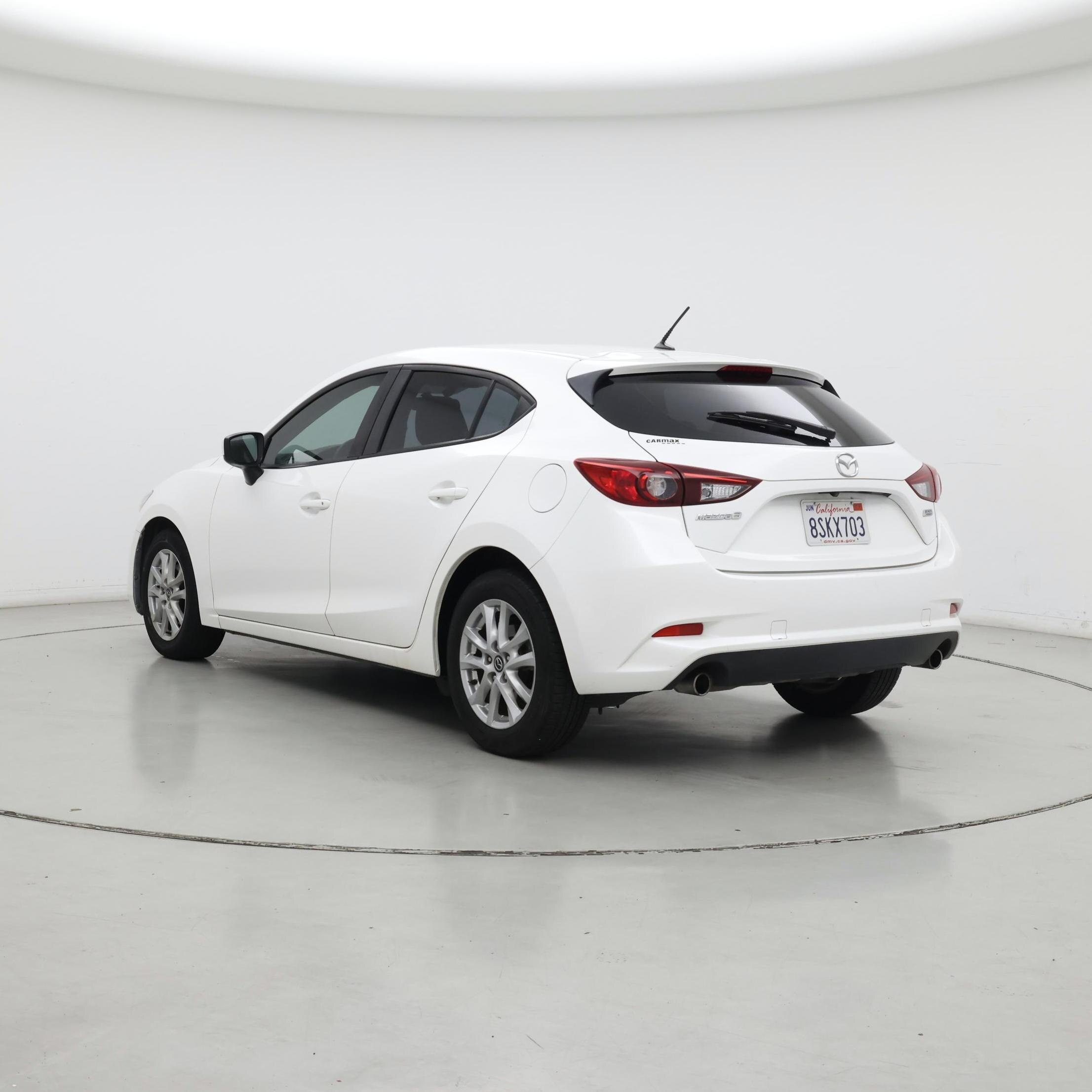 Thumbnail: 2017 Mazda Mazda3 - 2