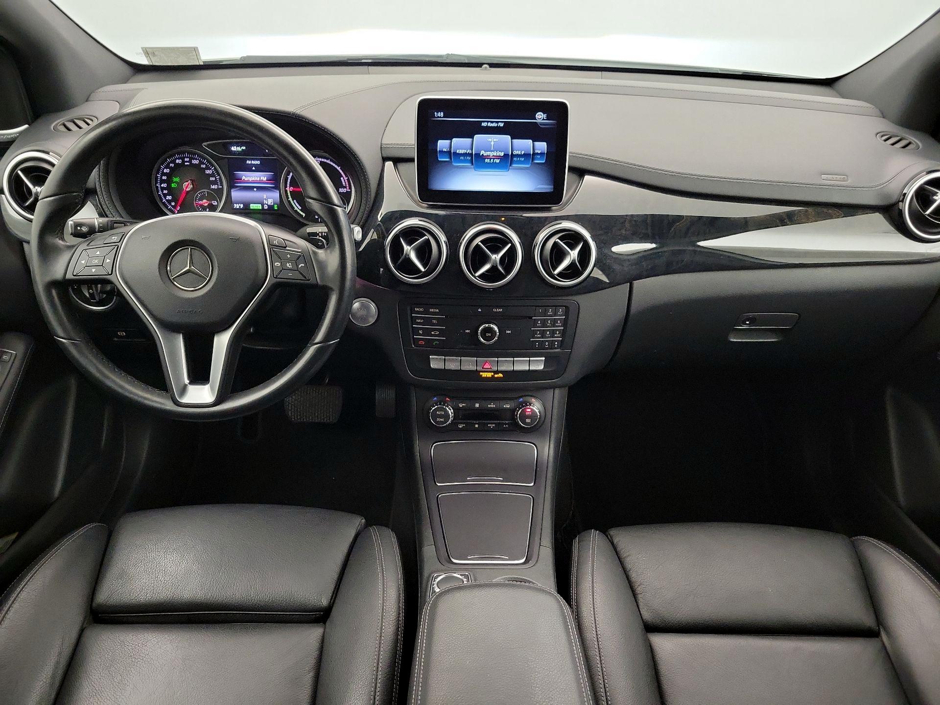 Thumbnail: 2016 Mercedes-Benz B-Class - 9