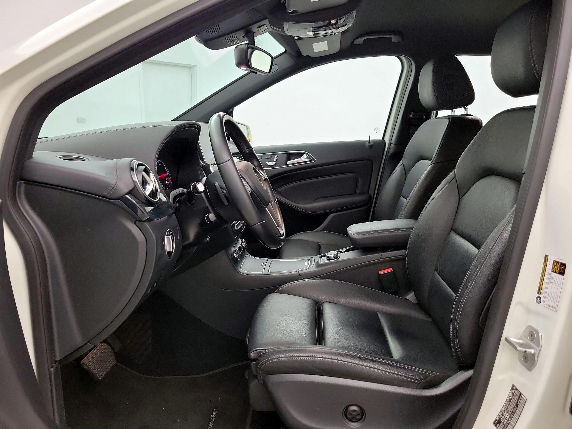 Thumbnail: 2016 Mercedes-Benz B-Class - 11