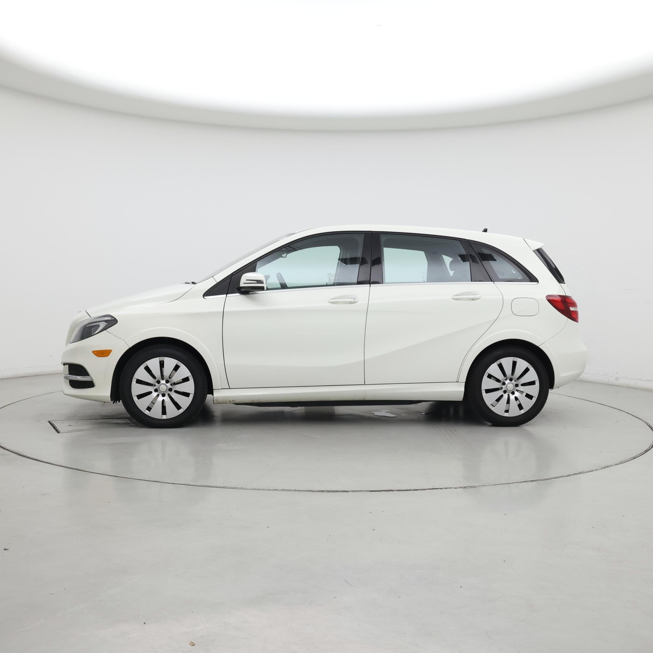 Thumbnail: 2016 Mercedes-Benz B-Class - 3