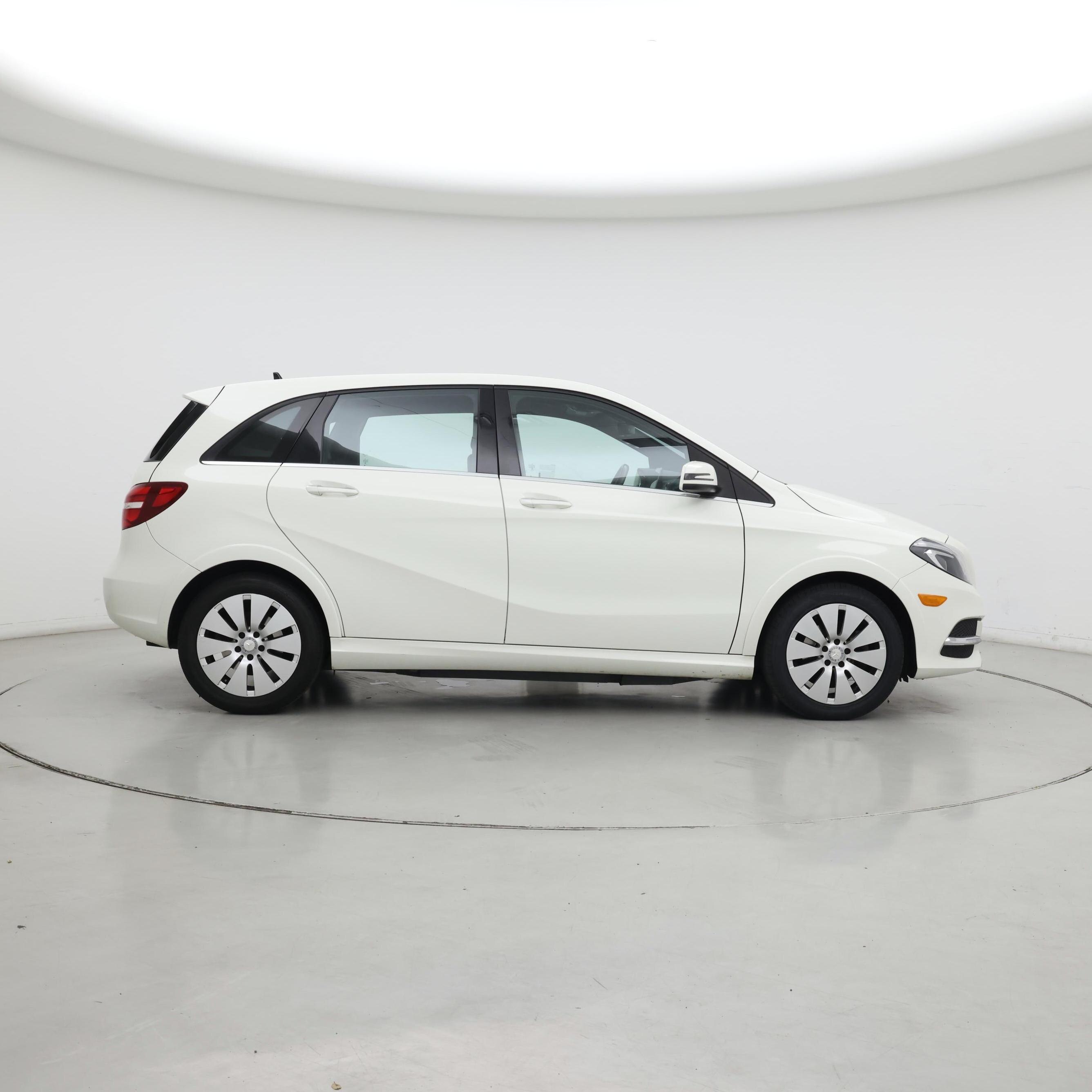 Thumbnail: 2016 Mercedes-Benz B-Class - 7