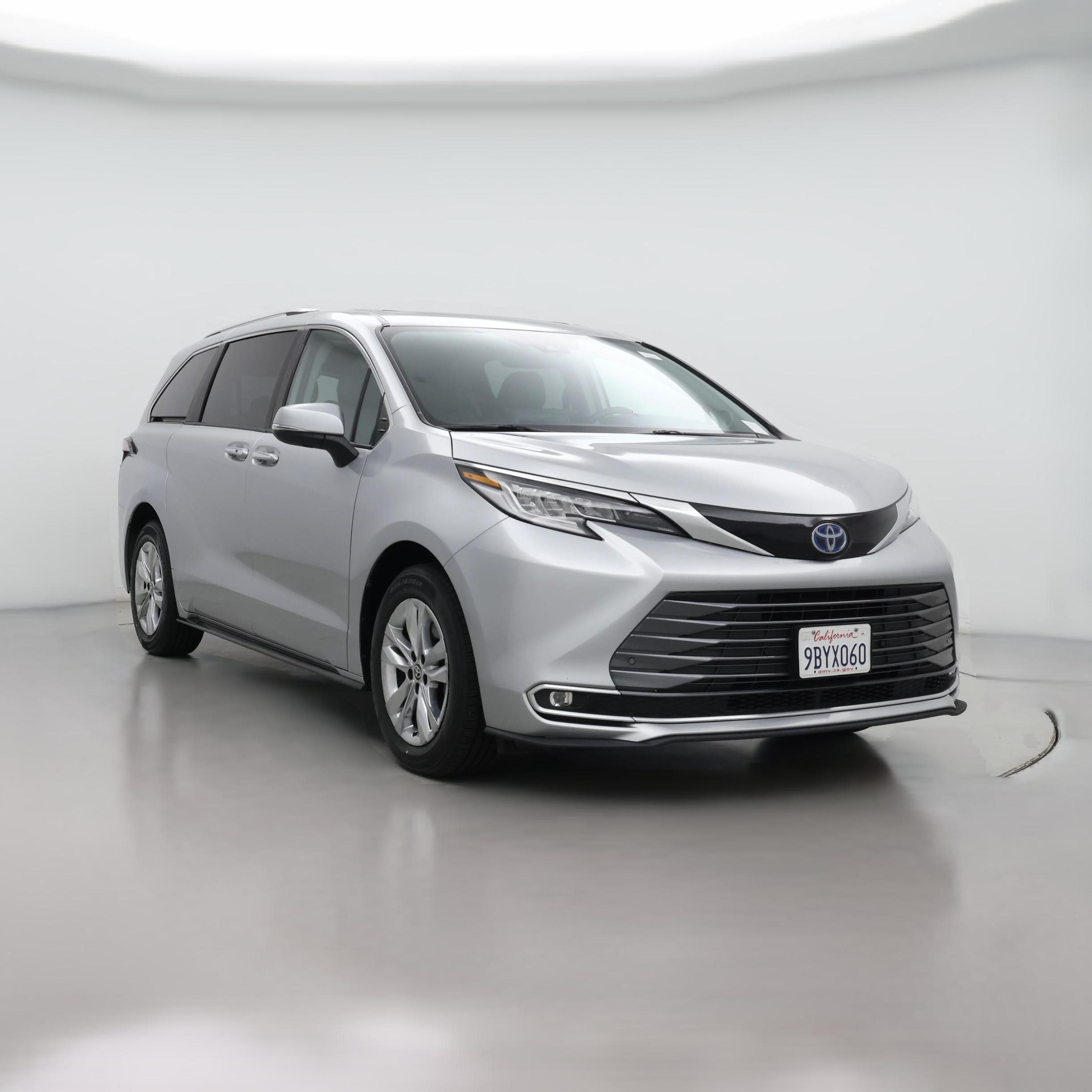 Thumbnail: 2022 Toyota Sienna - 1