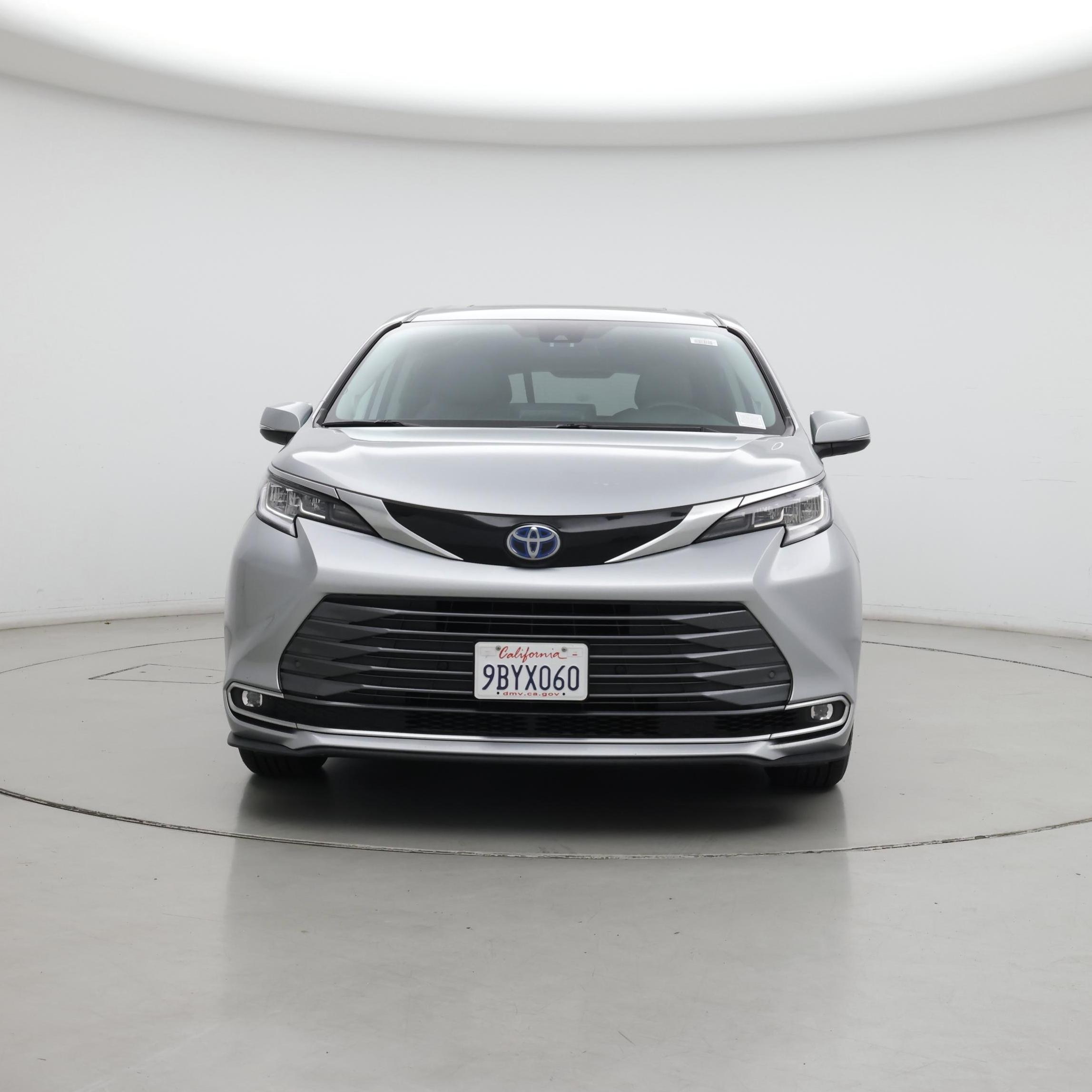 Thumbnail: 2022 Toyota Sienna - 5