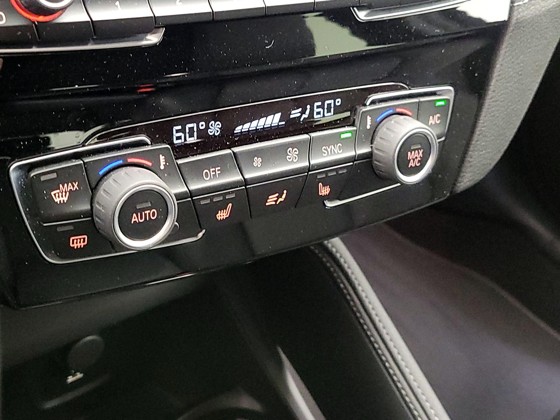 Thumbnail: 2021 BMW X1 - 17