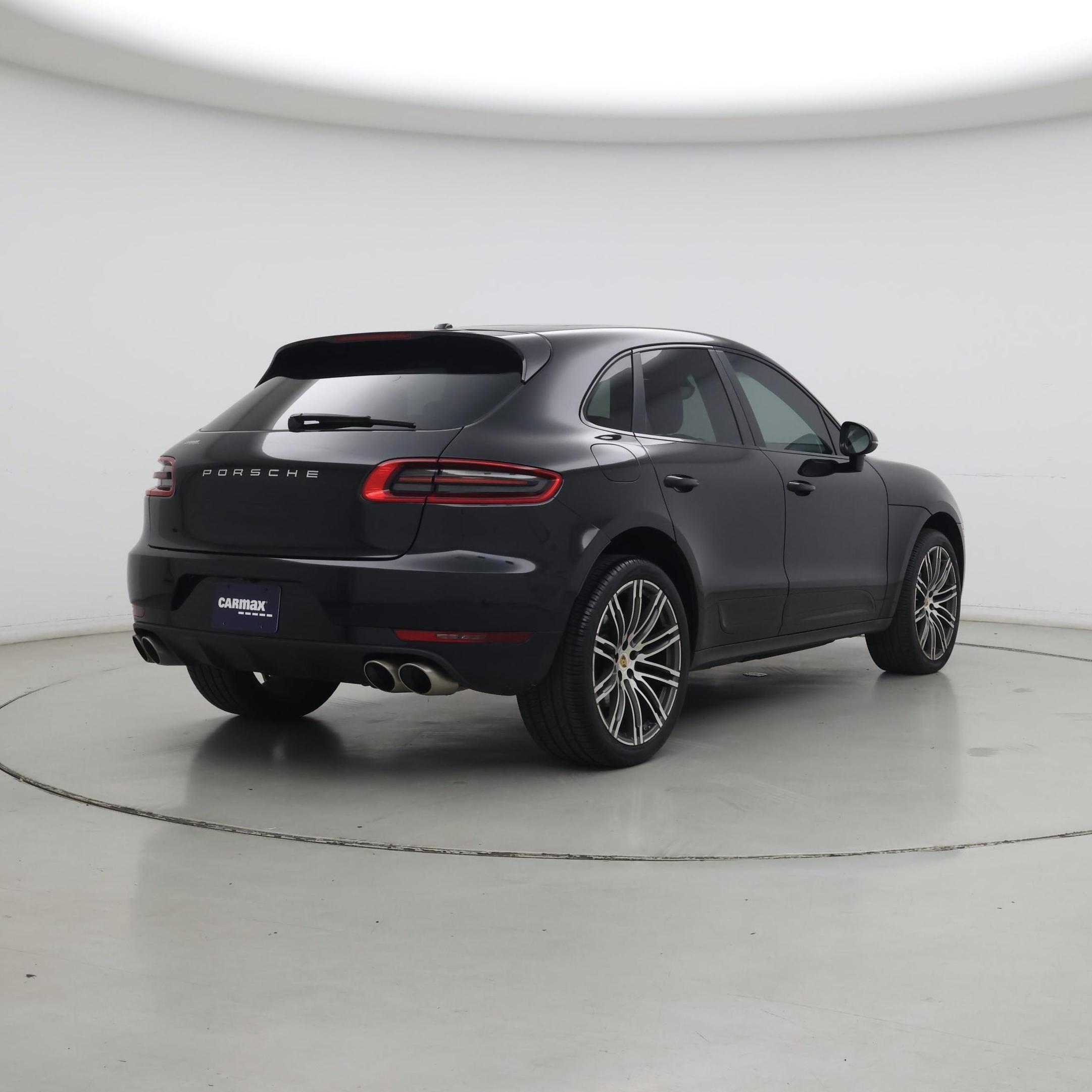 Thumbnail: 2015 Porsche Macan - 8