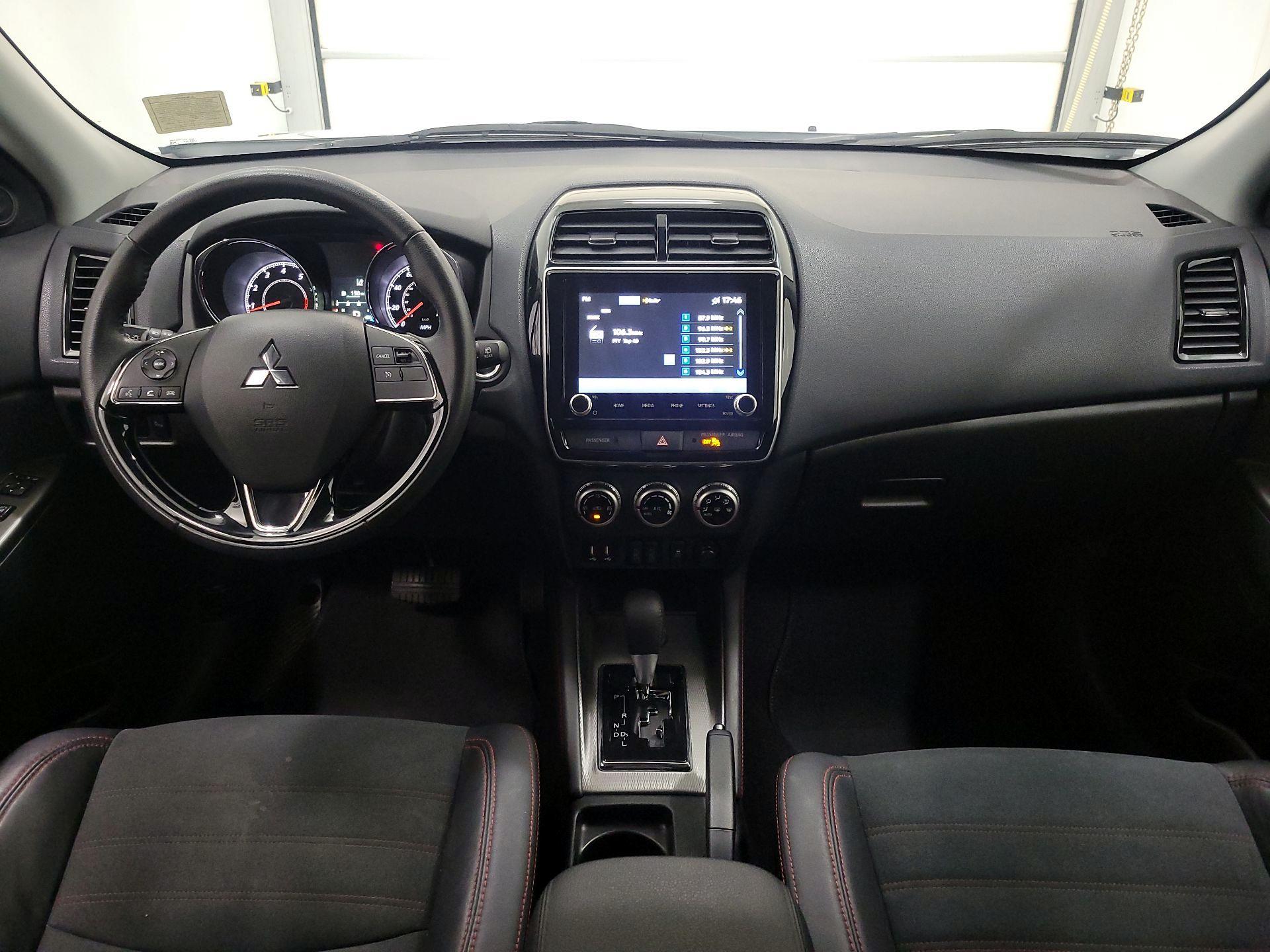 Thumbnail: 2022 Mitsubishi Outlander Sport - 9