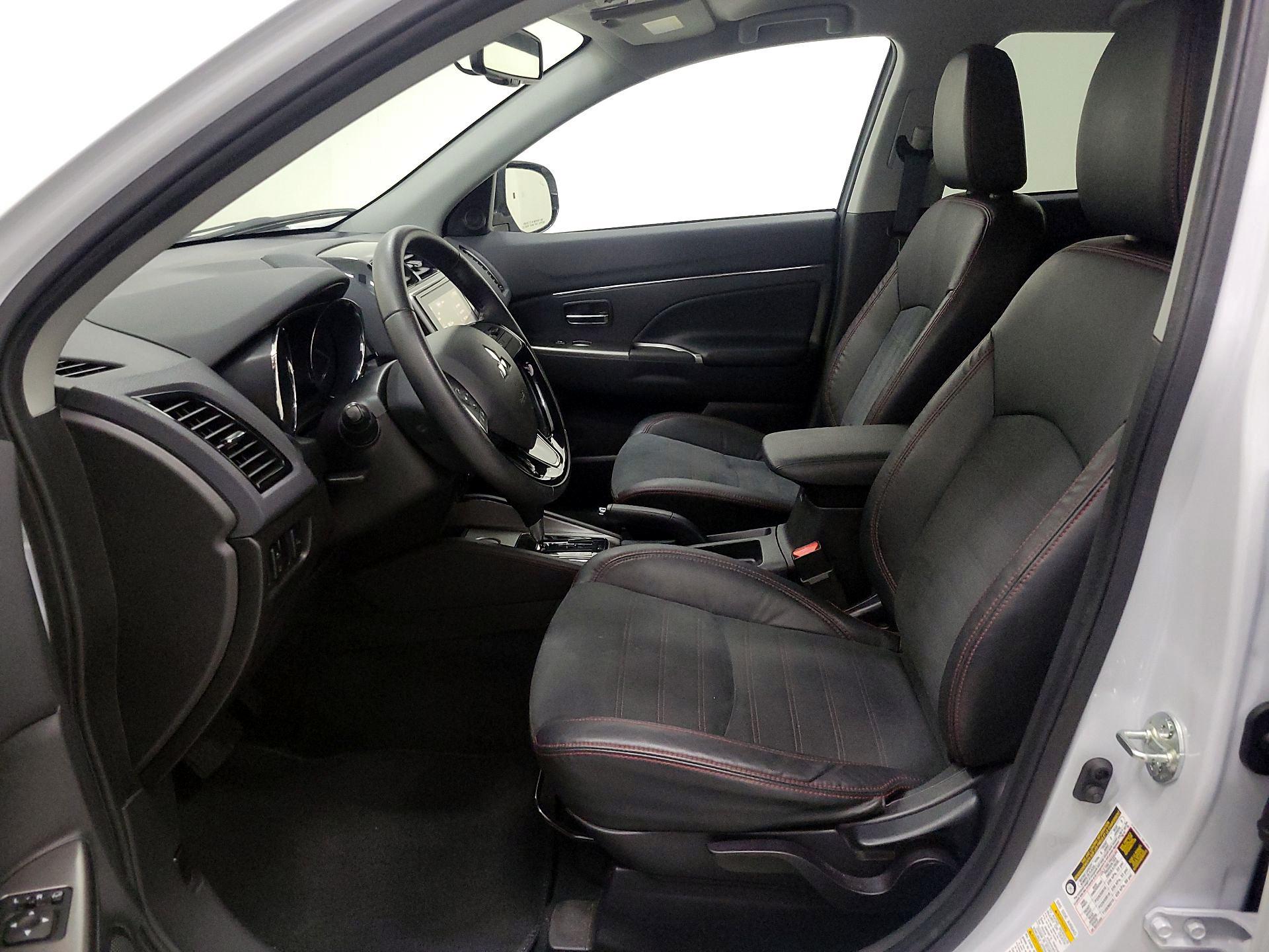 Thumbnail: 2022 Mitsubishi Outlander Sport - 11