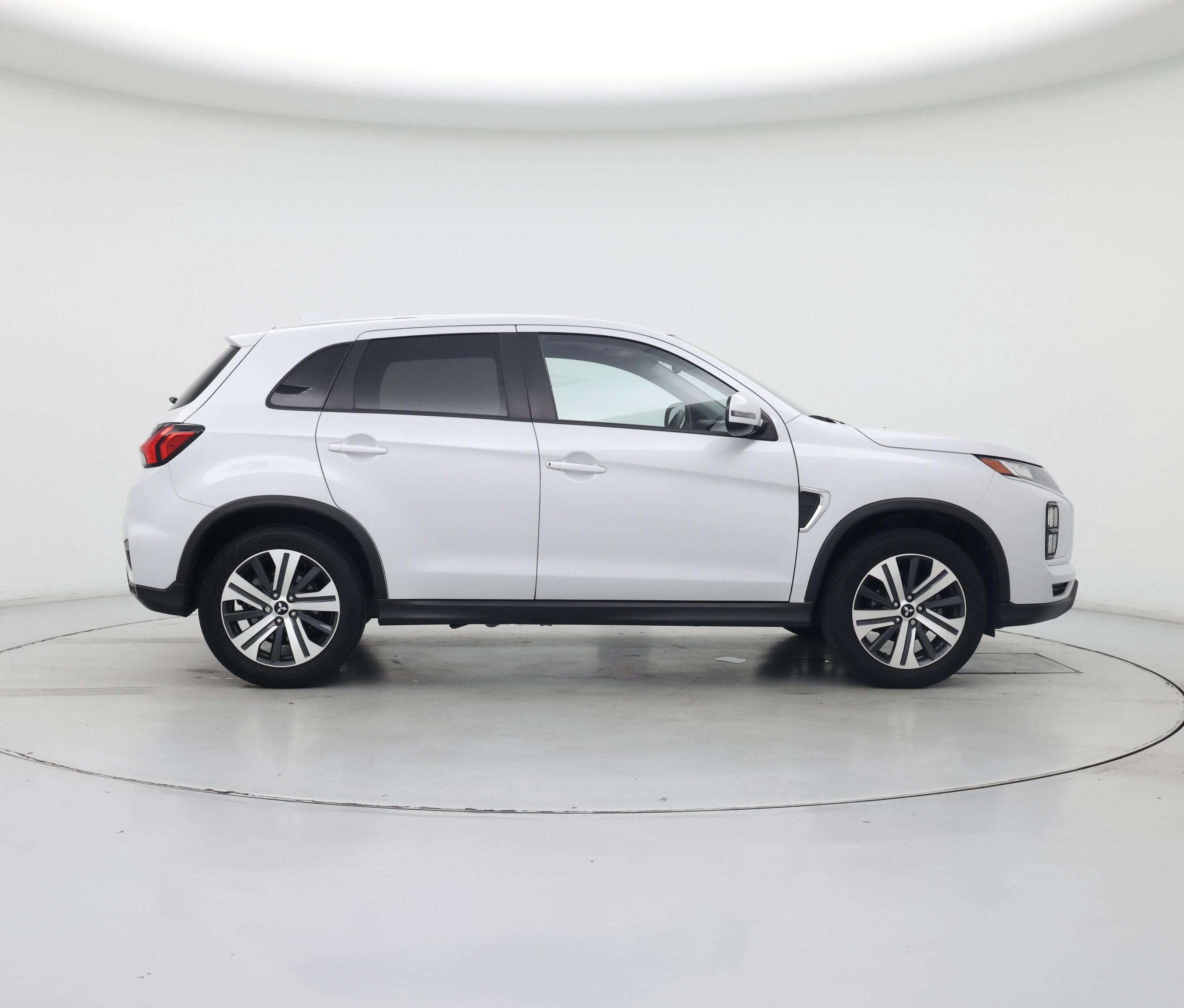 Thumbnail: 2022 Mitsubishi Outlander Sport - 7