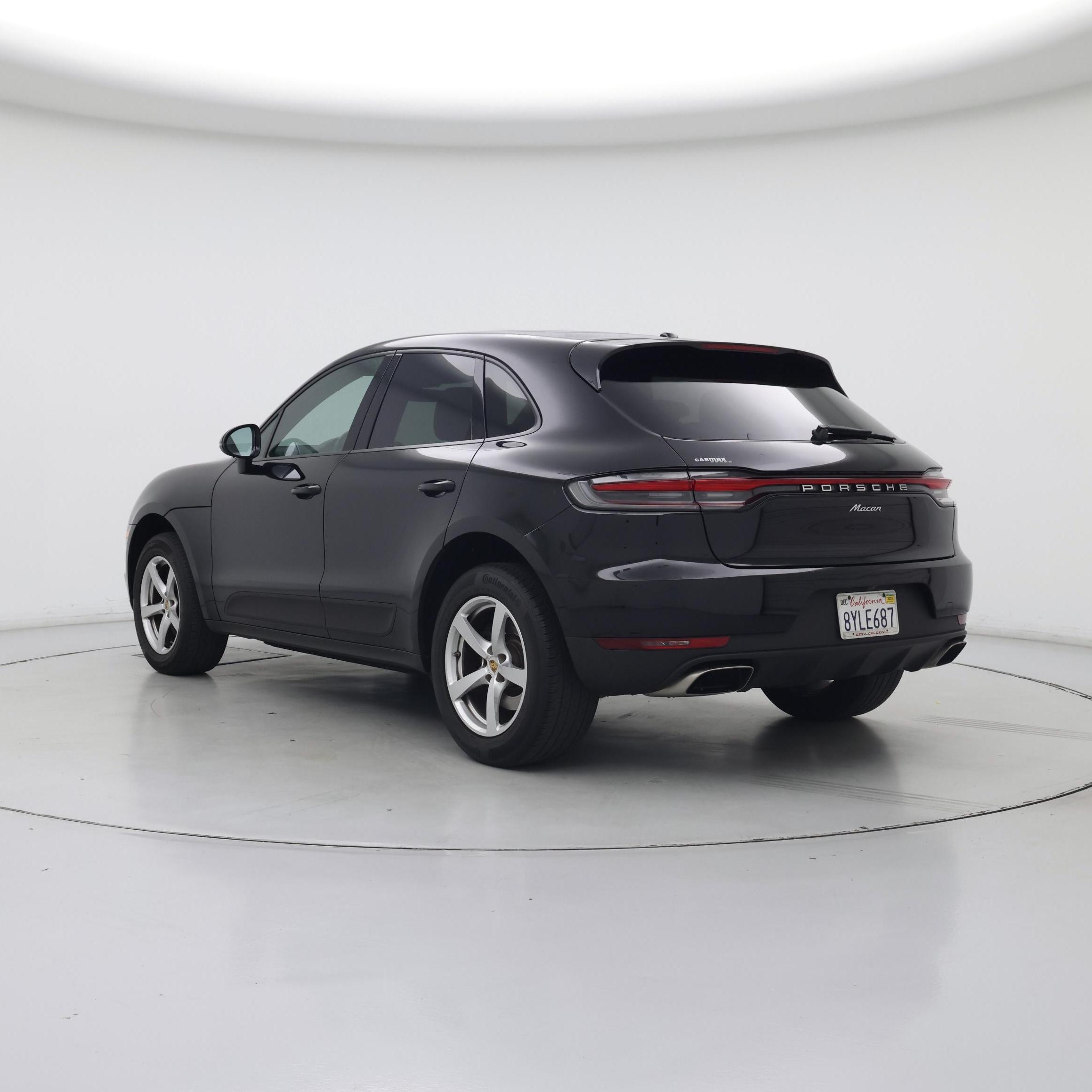 Thumbnail: 2021 Porsche Macan - 2