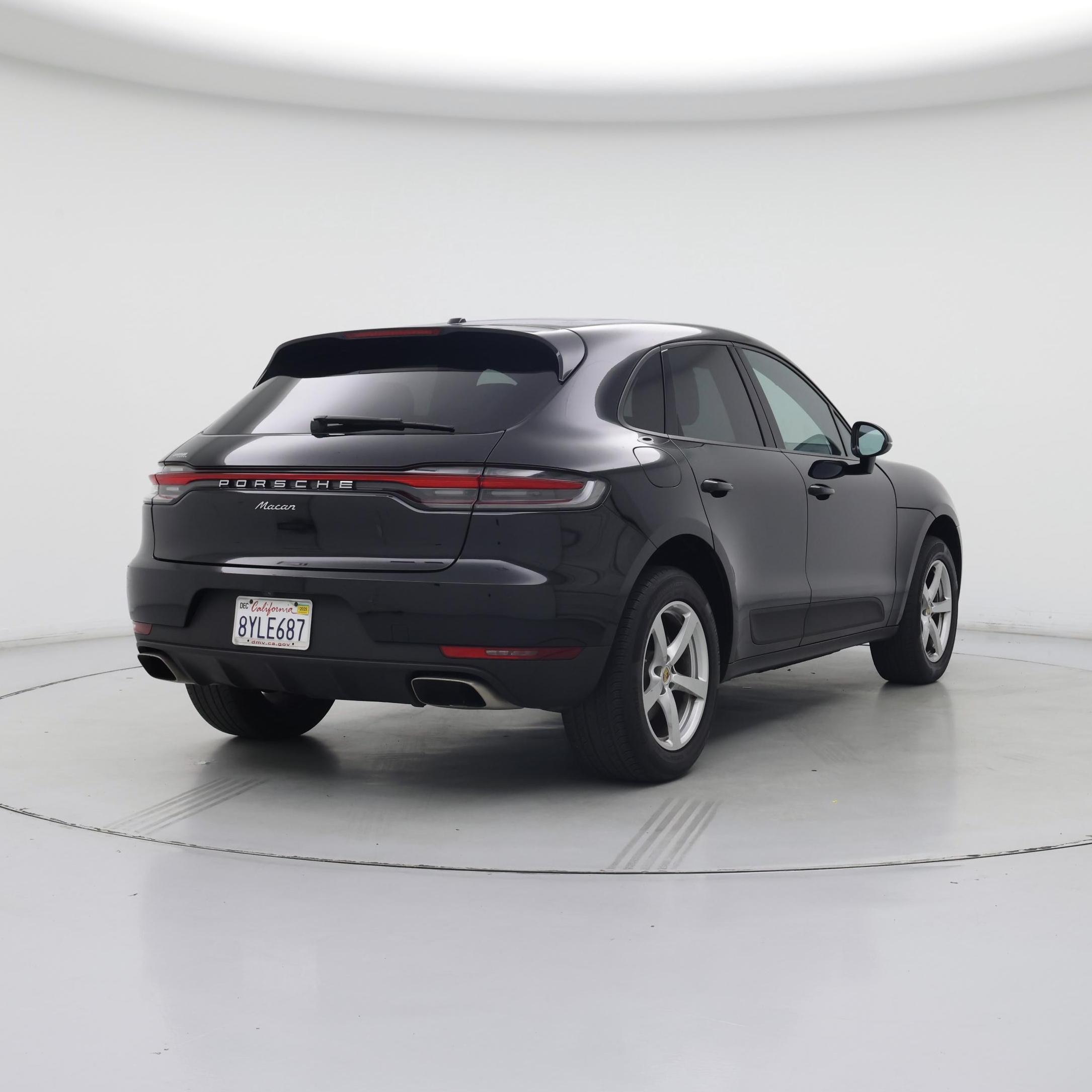 Thumbnail: 2021 Porsche Macan - 8