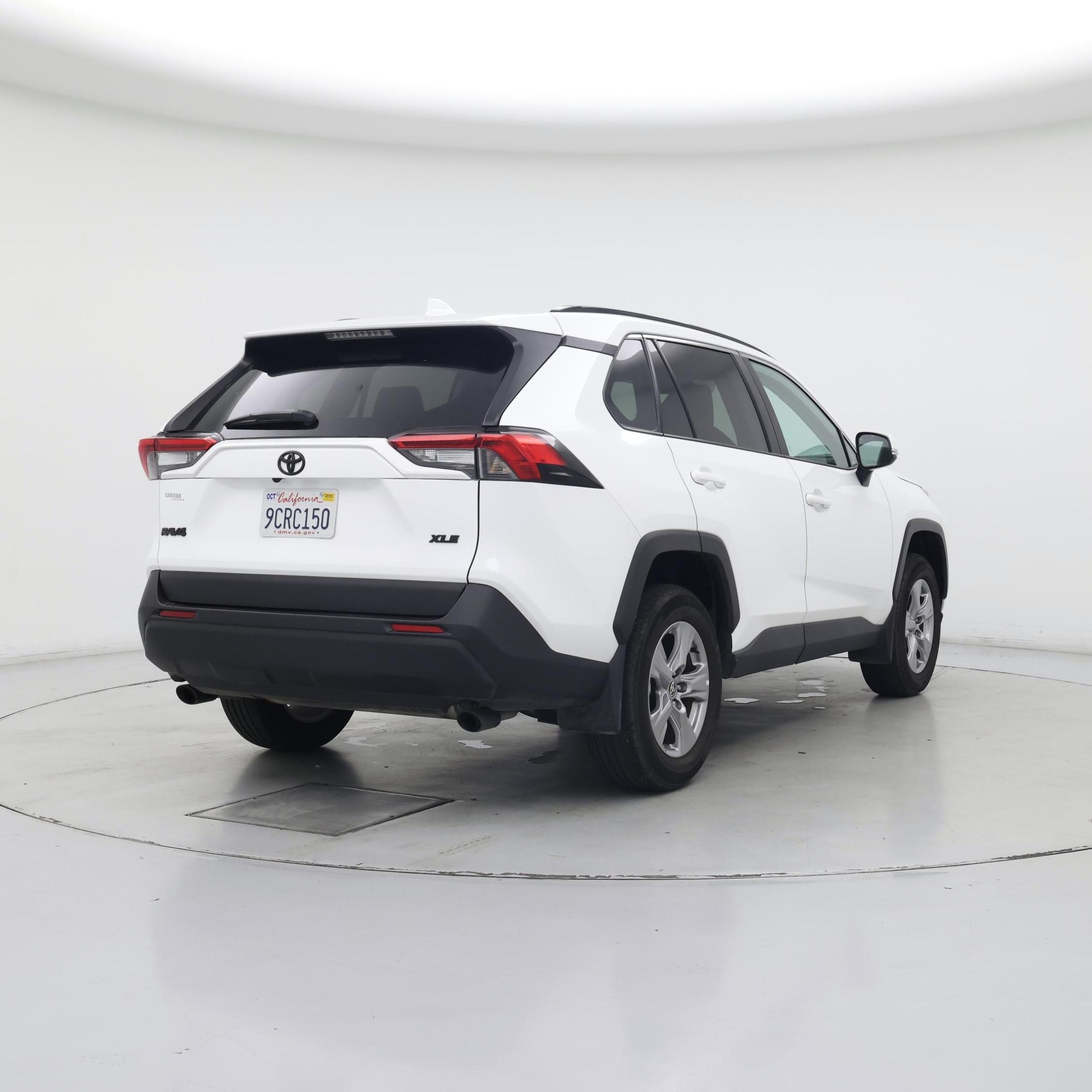 Thumbnail: 2022 Toyota RAV4 - 8