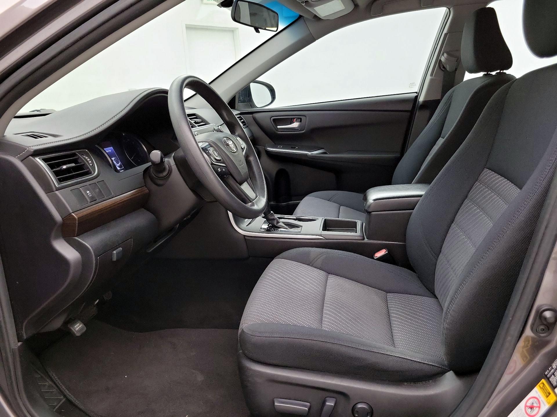 Thumbnail: 2016 Toyota Camry - 11