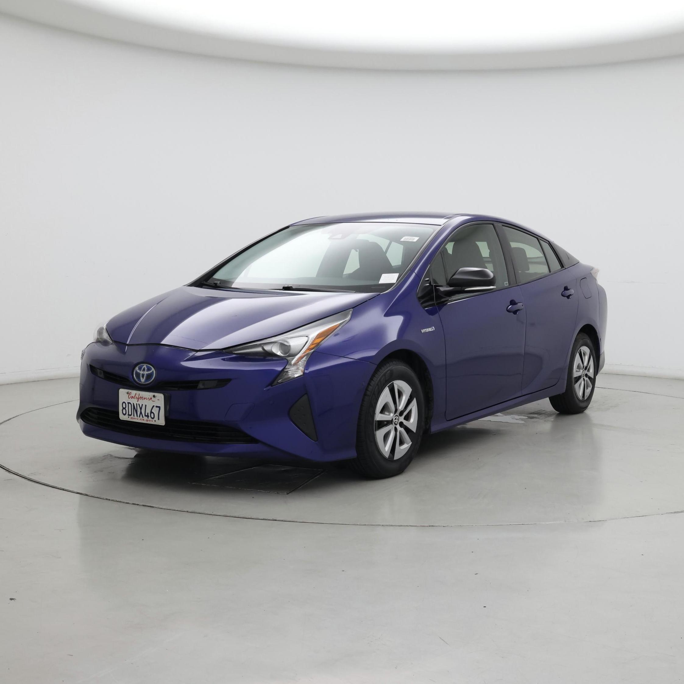 Thumbnail: 2017 Toyota Prius - 4
