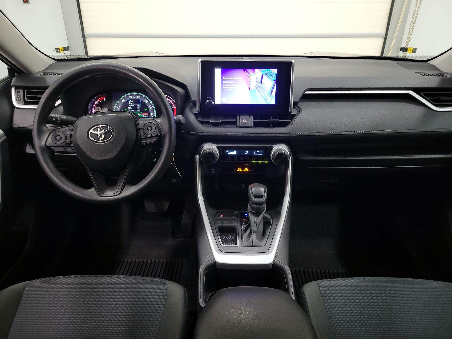 Thumbnail: 2023 Toyota RAV4 - 9