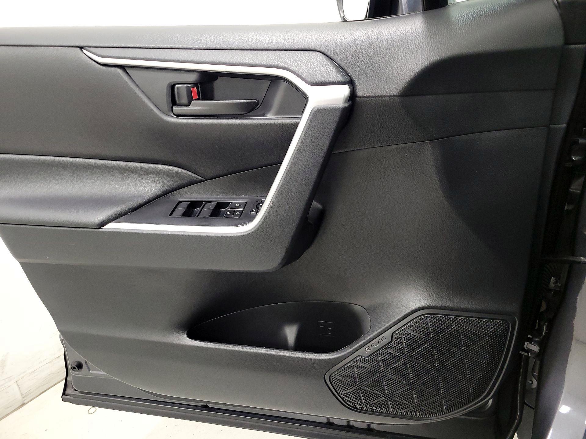 Thumbnail: 2023 Toyota RAV4 - 12