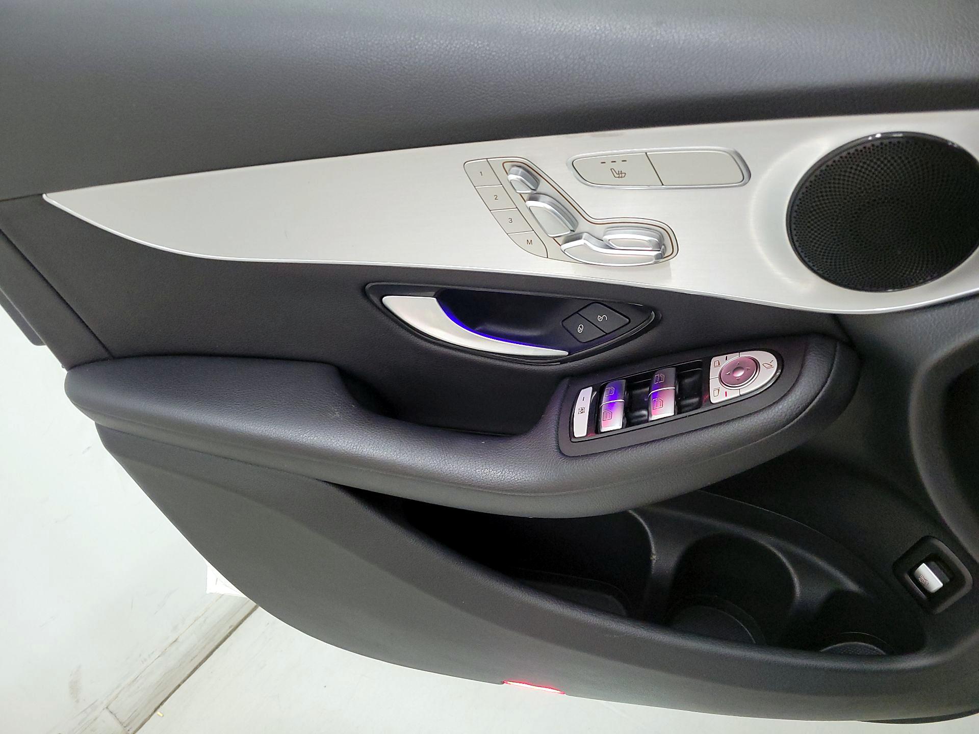 Thumbnail: 2021 Mercedes-Benz GLC - 12