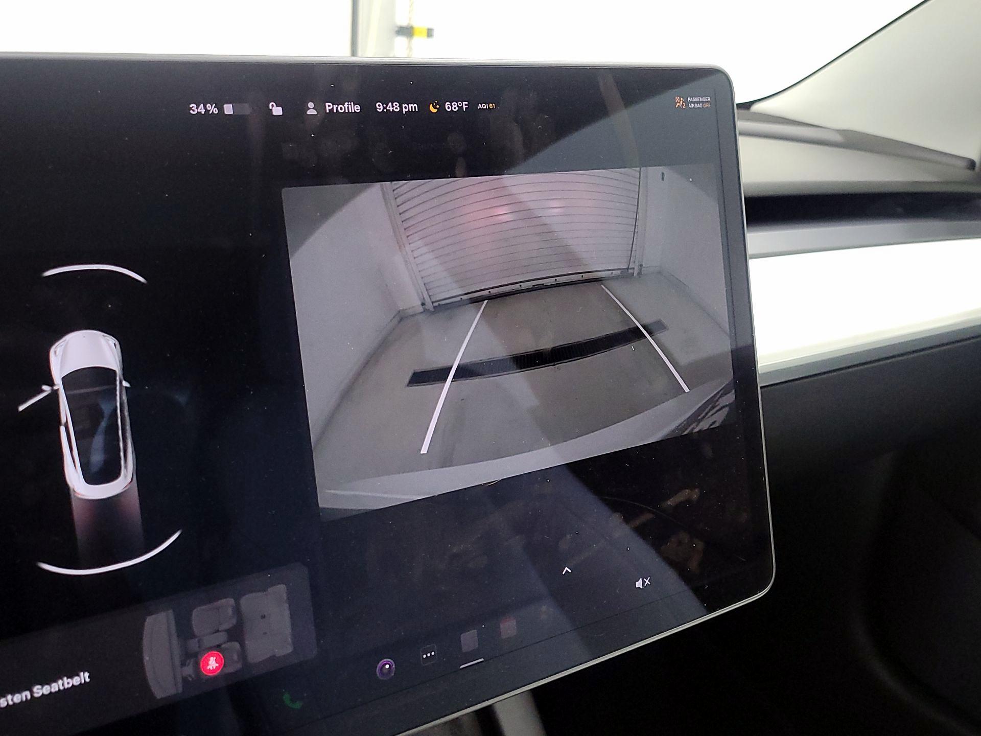 Thumbnail: 2021 Tesla Model 3 - 14