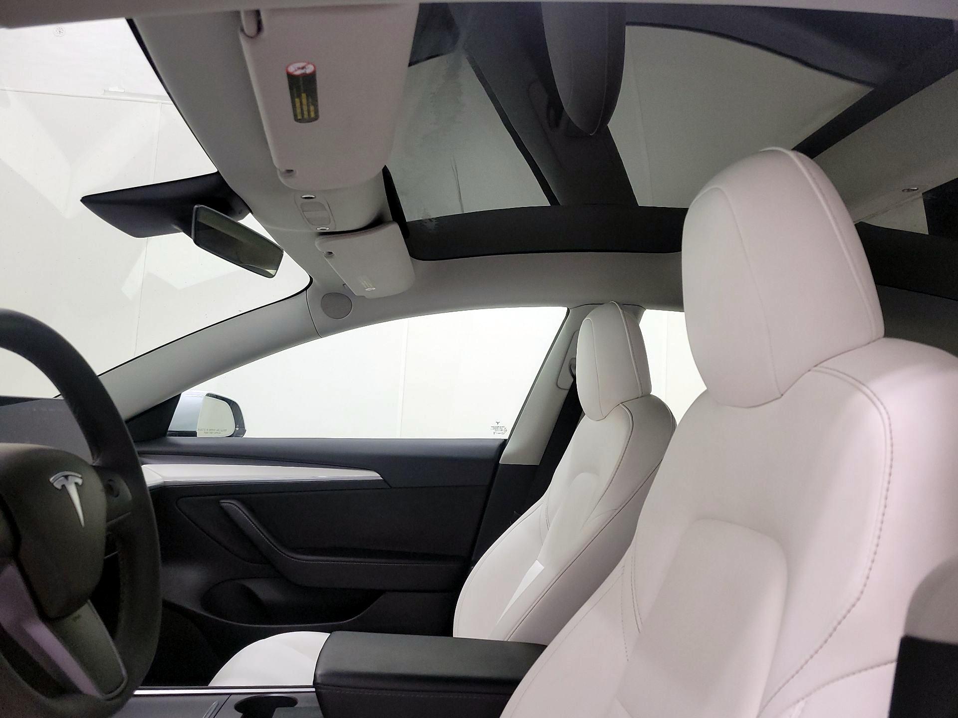 Thumbnail: 2021 Tesla Model 3 - 18