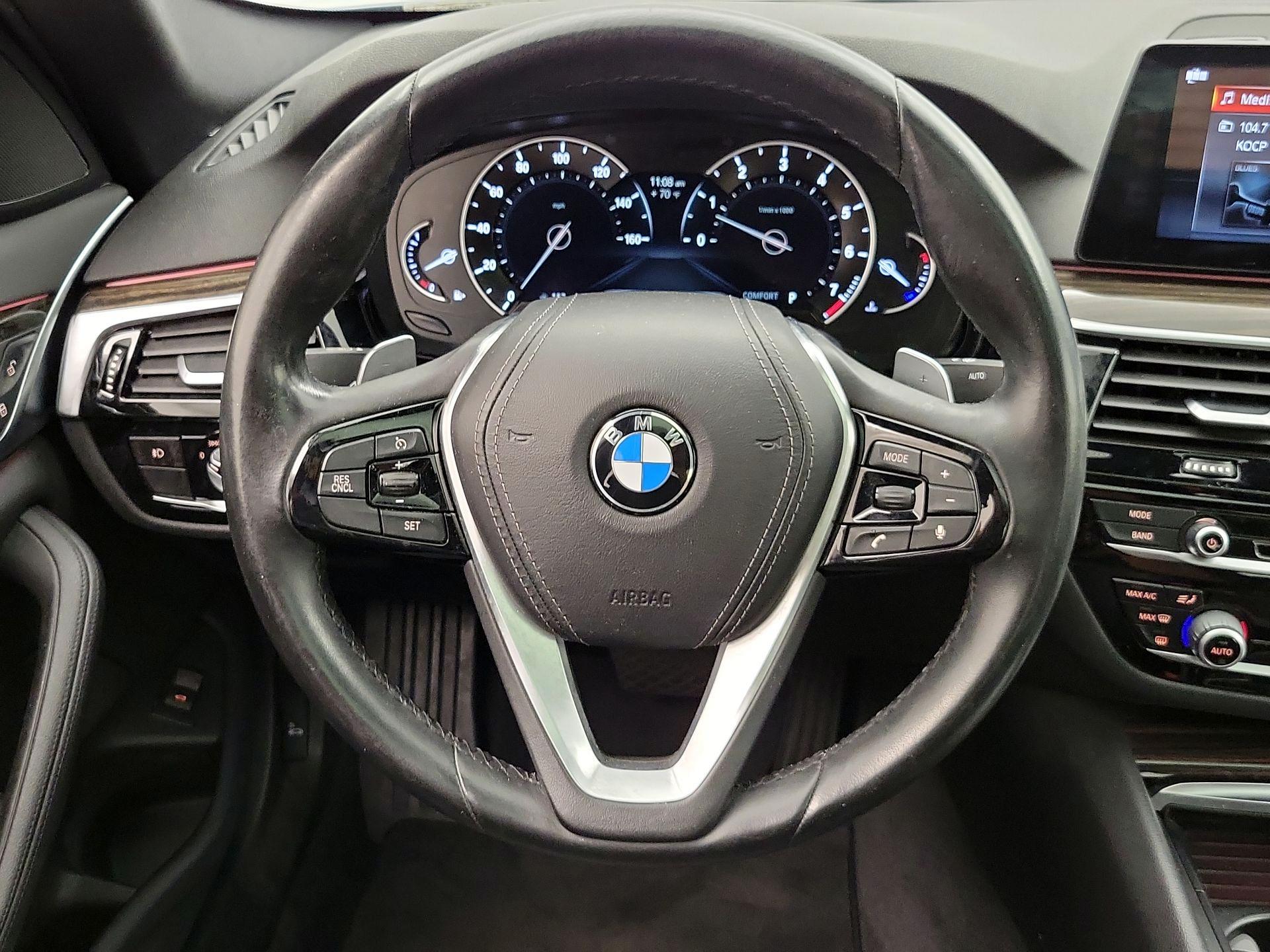 Thumbnail: 2018 BMW 5 Series - 10