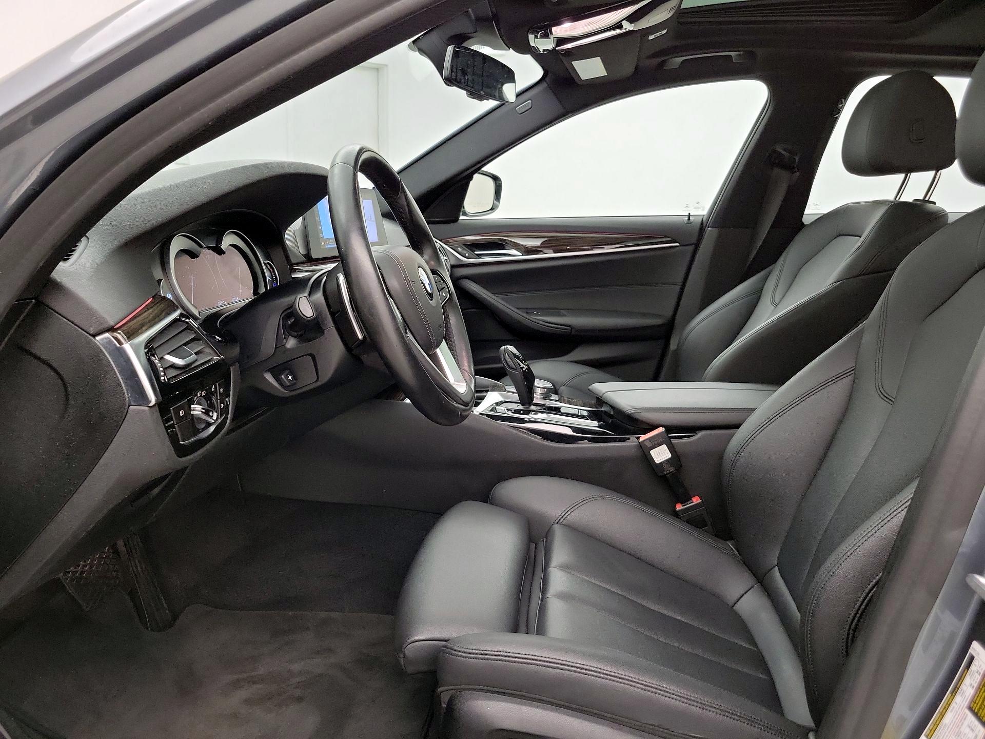 Thumbnail: 2018 BMW 5 Series - 11