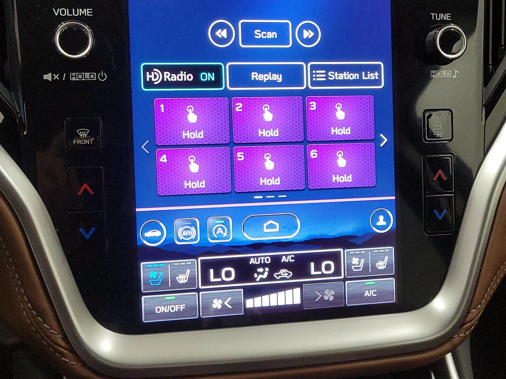 Thumbnail: 2020 Subaru Outback - 17
