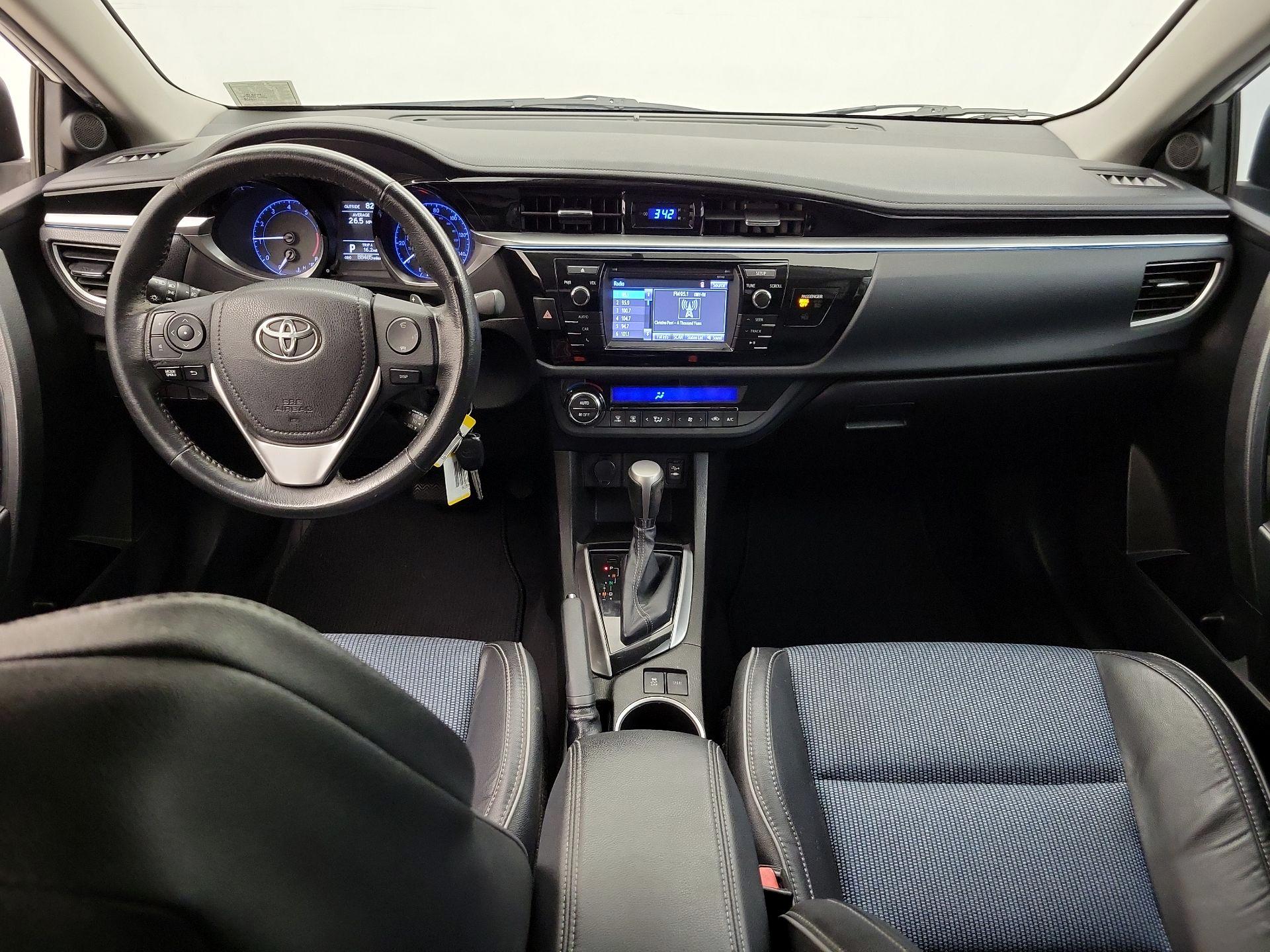 Thumbnail: 2015 Toyota Corolla - 9