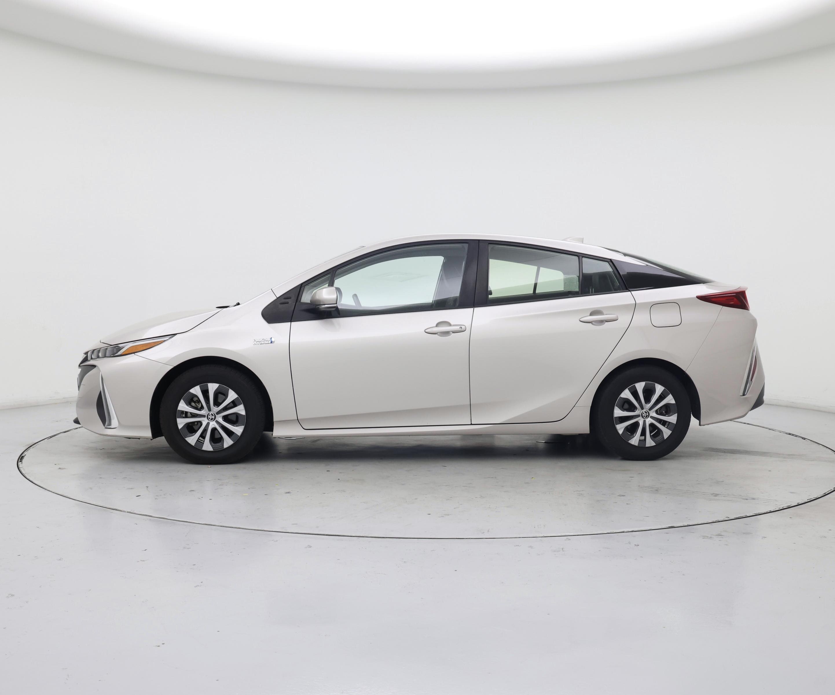 Thumbnail: 2021 Toyota Prius Prime - 3