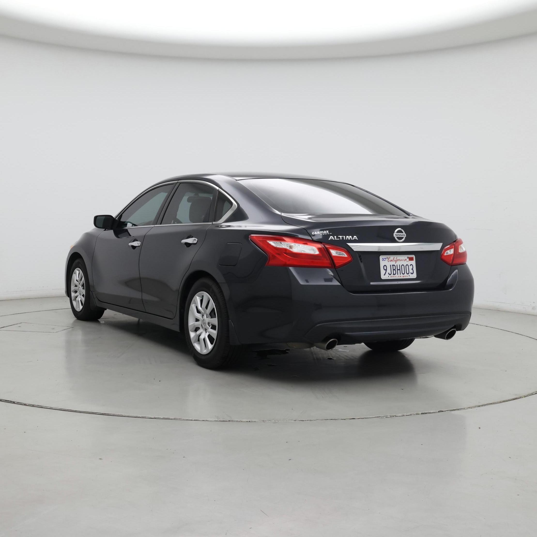 Thumbnail: 2017 Nissan Altima - 2