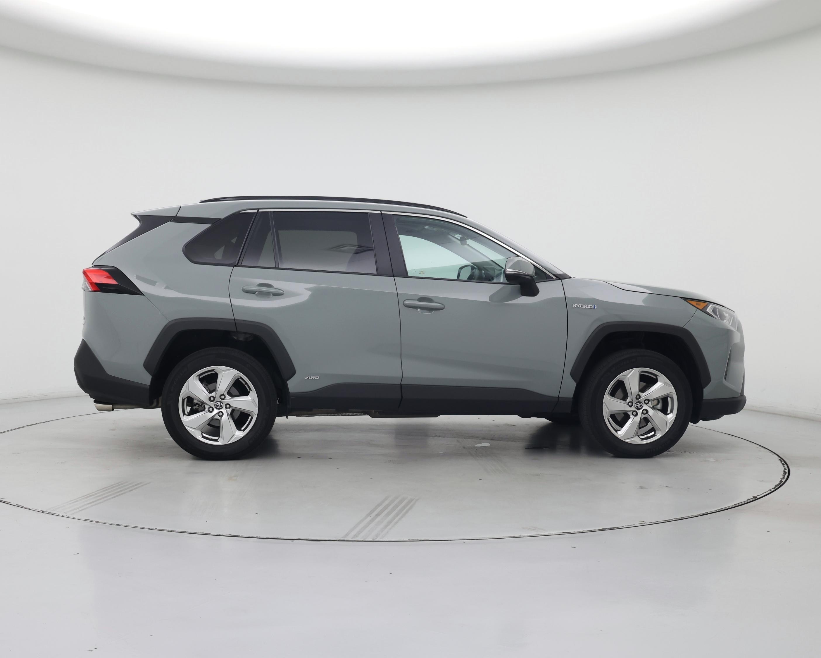 Thumbnail: 2021 Toyota RAV4 - 7