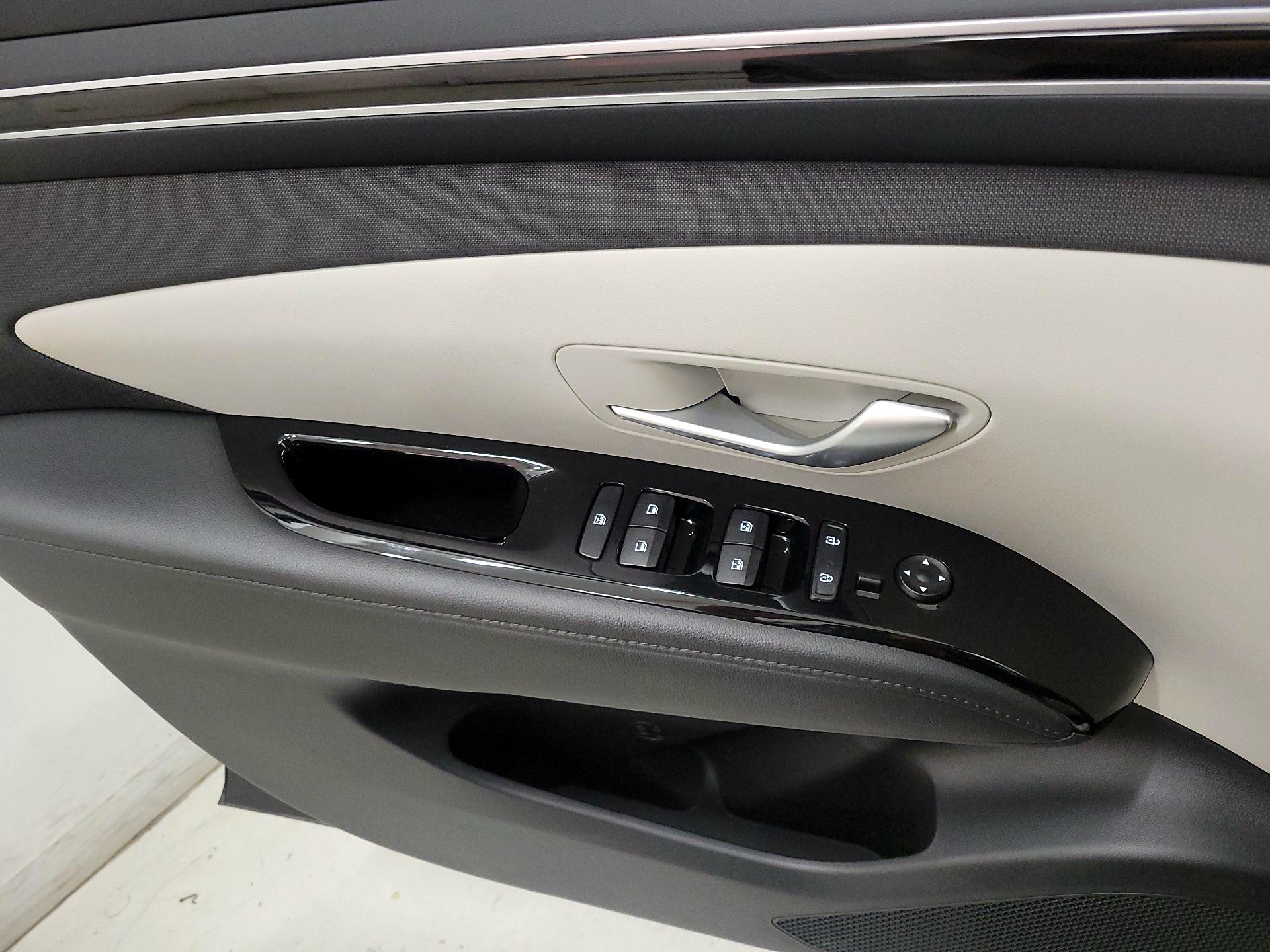 Thumbnail: 2023 Hyundai Tucson - 12