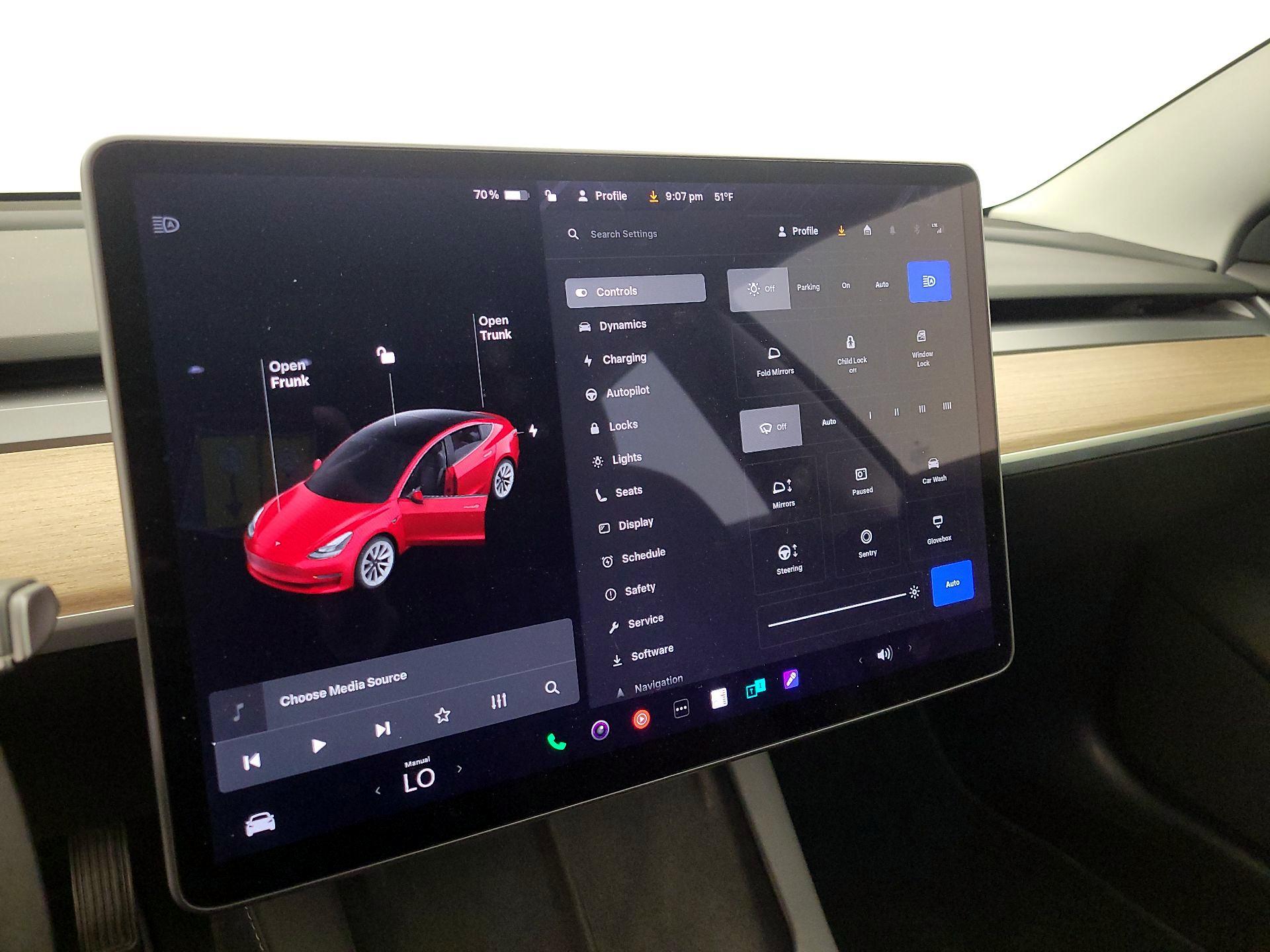 Thumbnail: 2021 Tesla Model 3 - 15