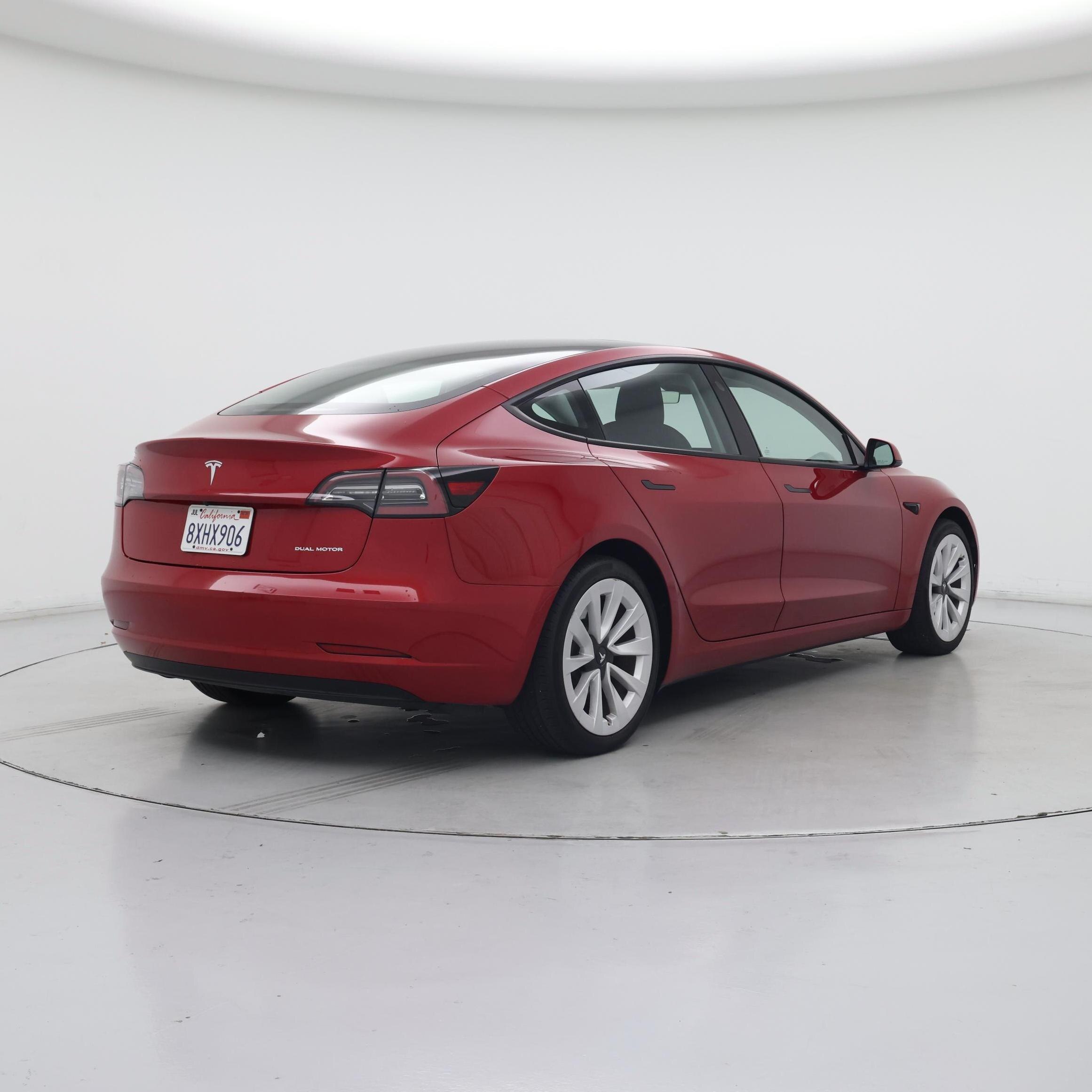 Thumbnail: 2021 Tesla Model 3 - 8
