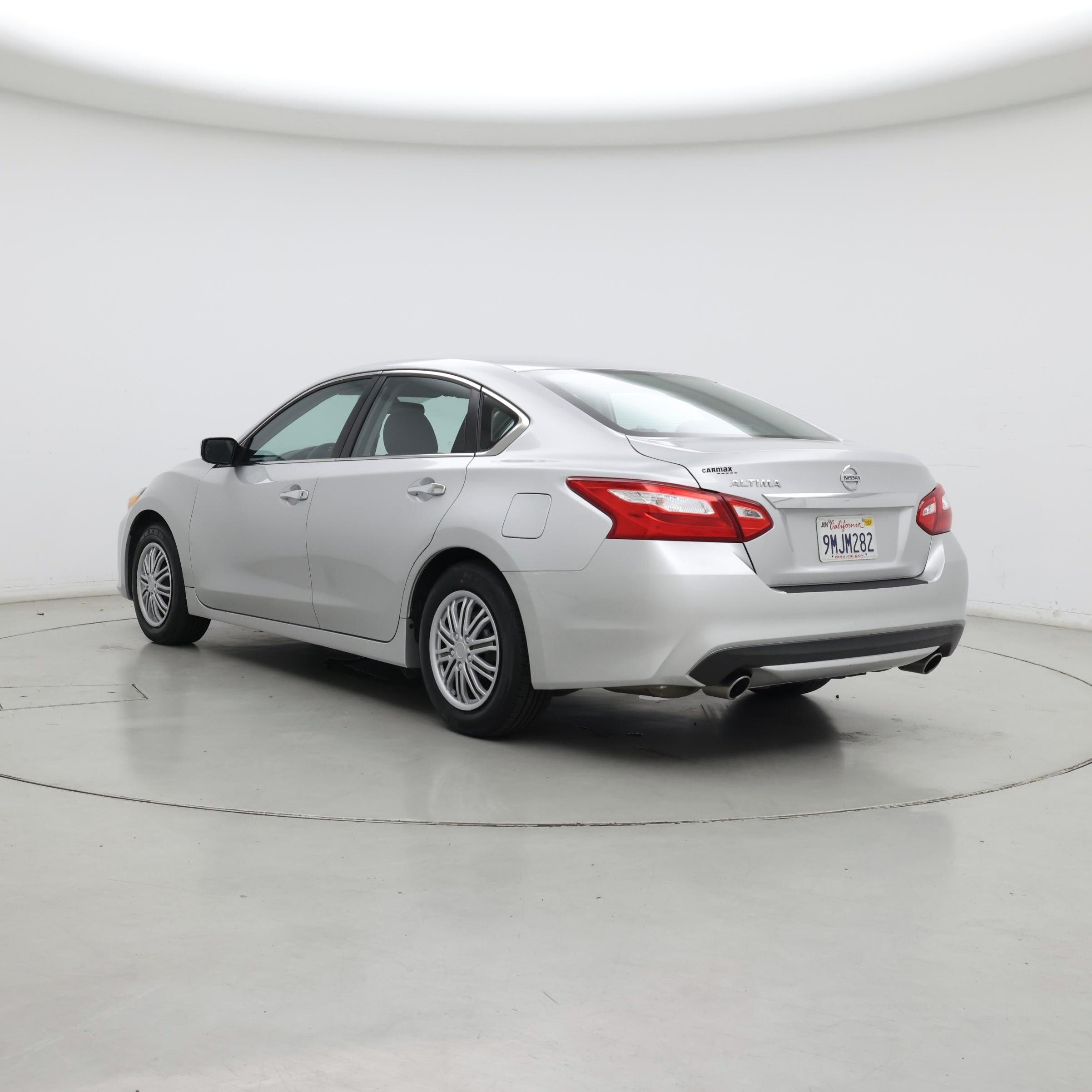 Thumbnail: 2017 Nissan Altima - 2