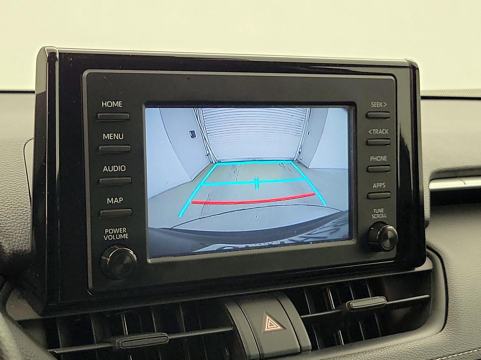 Thumbnail: 2019 Toyota RAV4 - 14