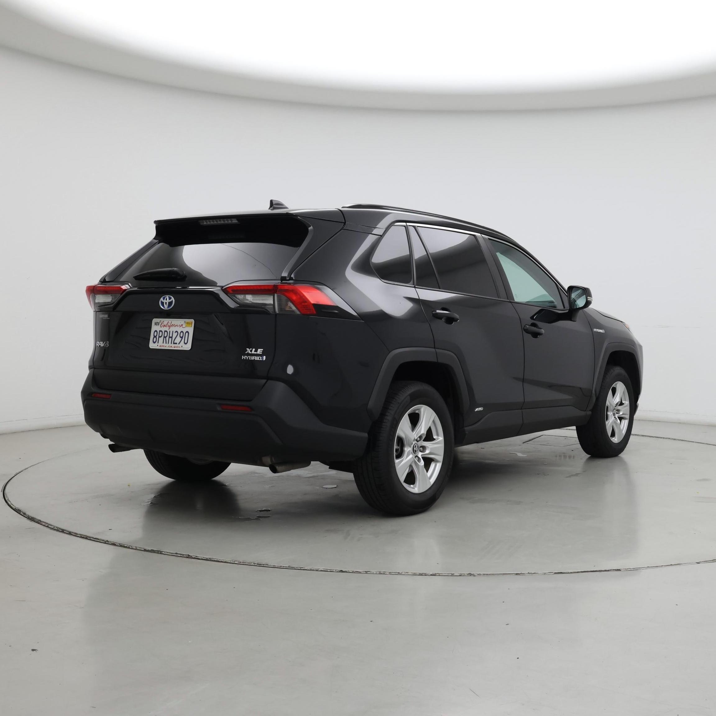 Thumbnail: 2019 Toyota RAV4 - 8