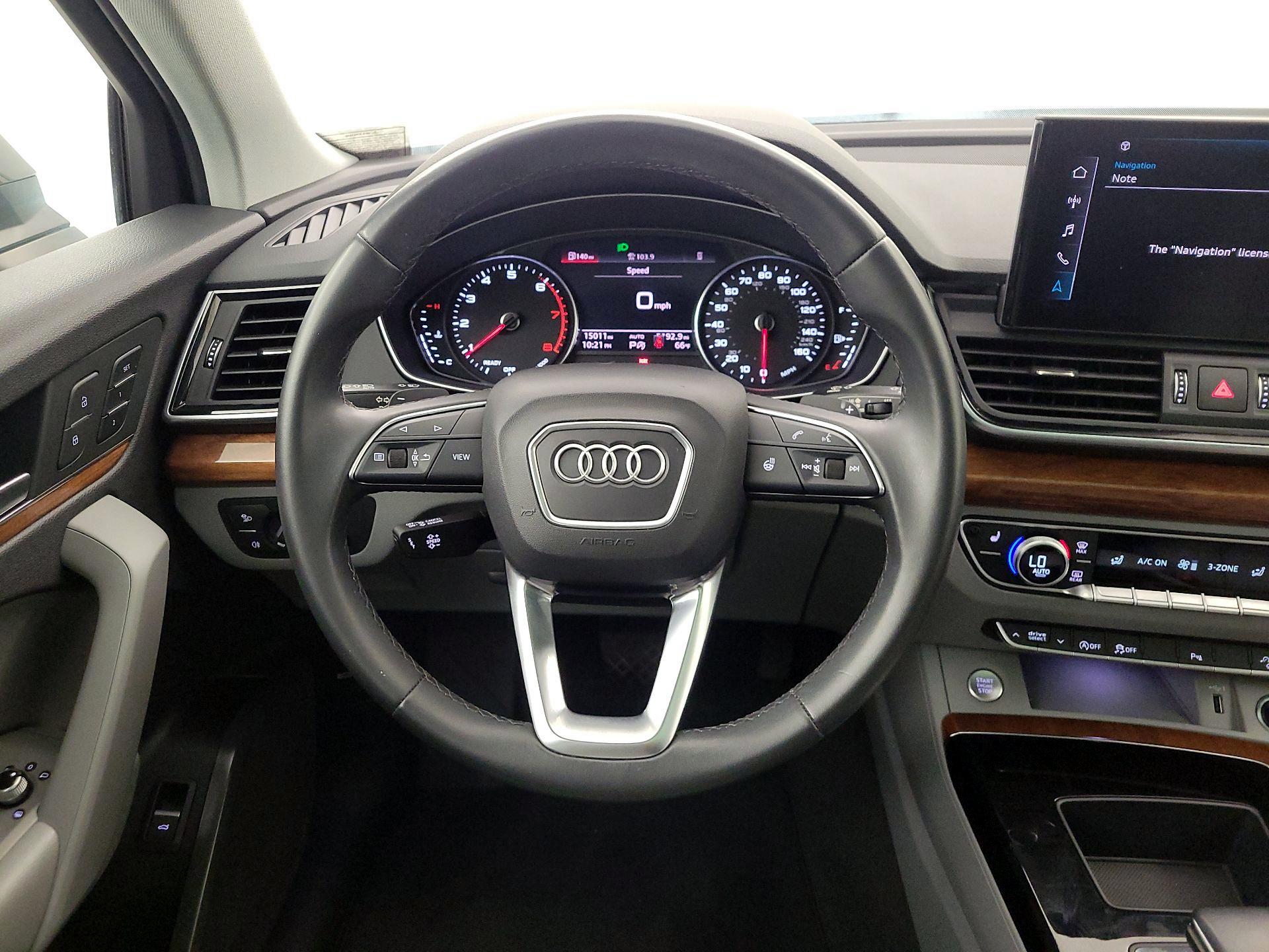 Thumbnail: 2022 Audi Q5 - 10