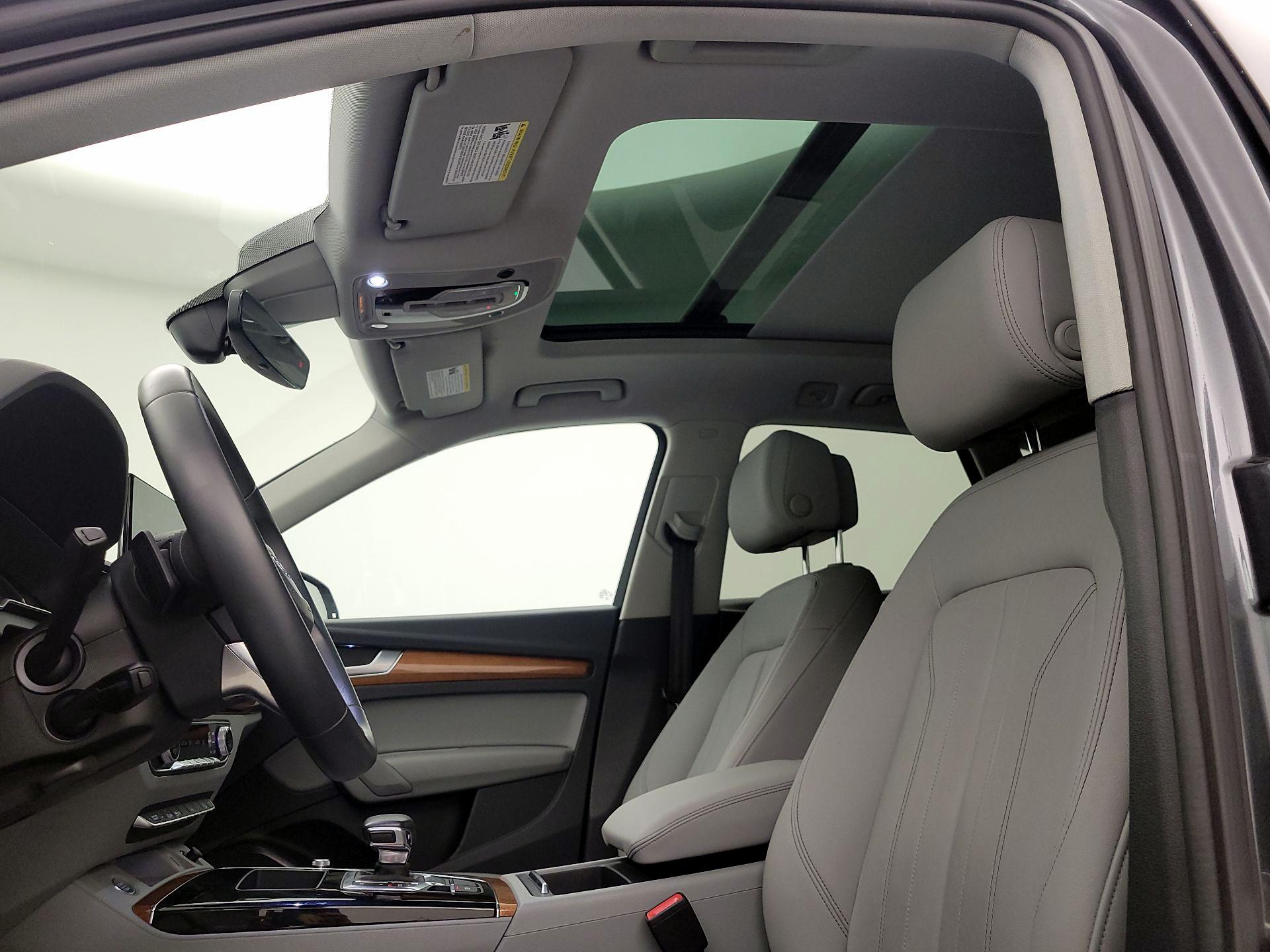 Thumbnail: 2022 Audi Q5 - 19