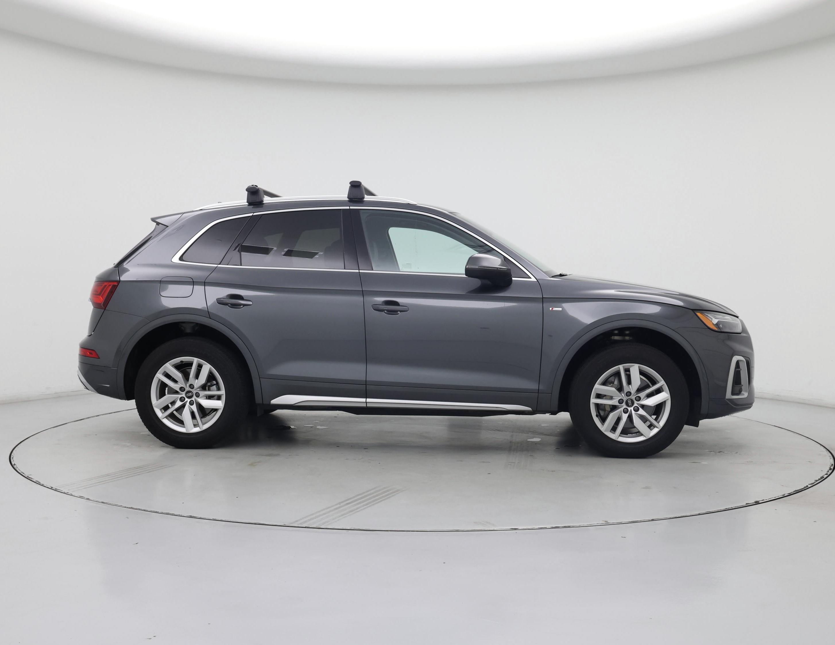 Thumbnail: 2022 Audi Q5 - 7