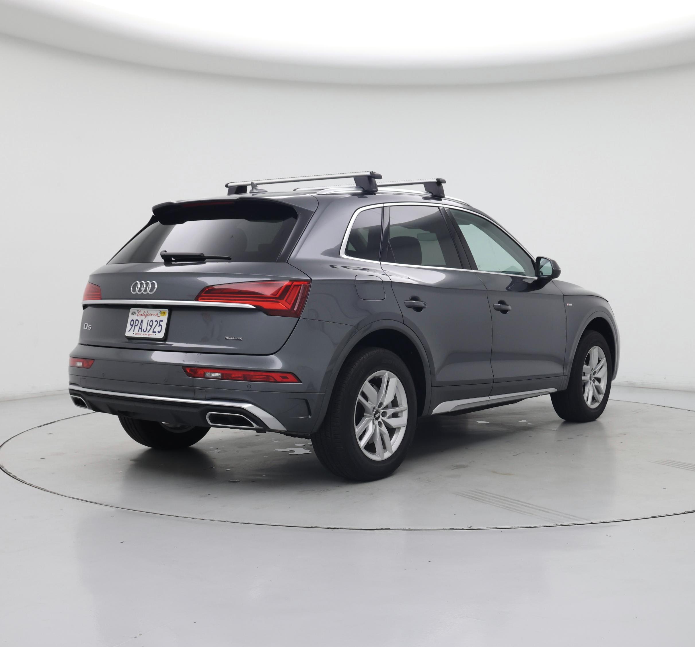 Thumbnail: 2022 Audi Q5 - 8