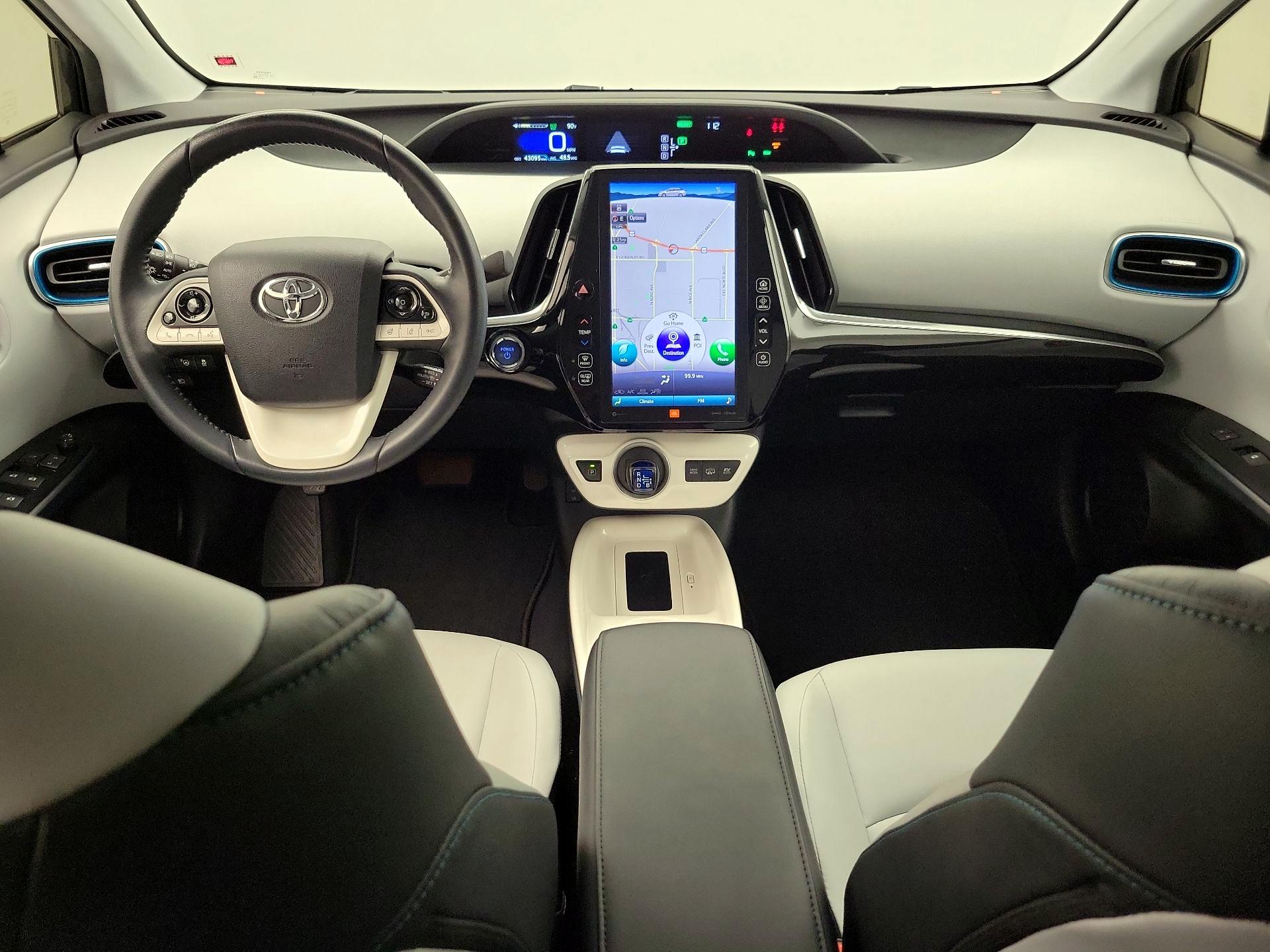 Thumbnail: 2017 Toyota Prius Prime - 9